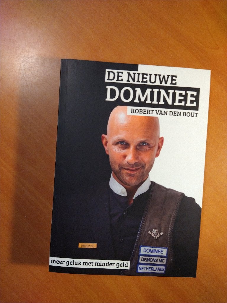 Bout, Robert van den. De Nieuwe Dominee, Boeken, Ophalen of Verzenden, Zo goed als nieuw