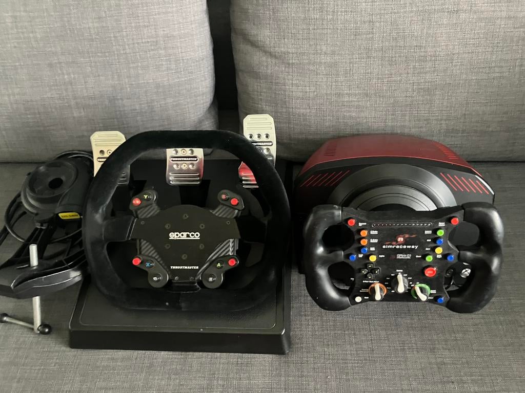 Thrustmaster TS-XW met F1 en Sparco stuur en 3 pedalen, Ophalen of Verzenden, Gebruikt