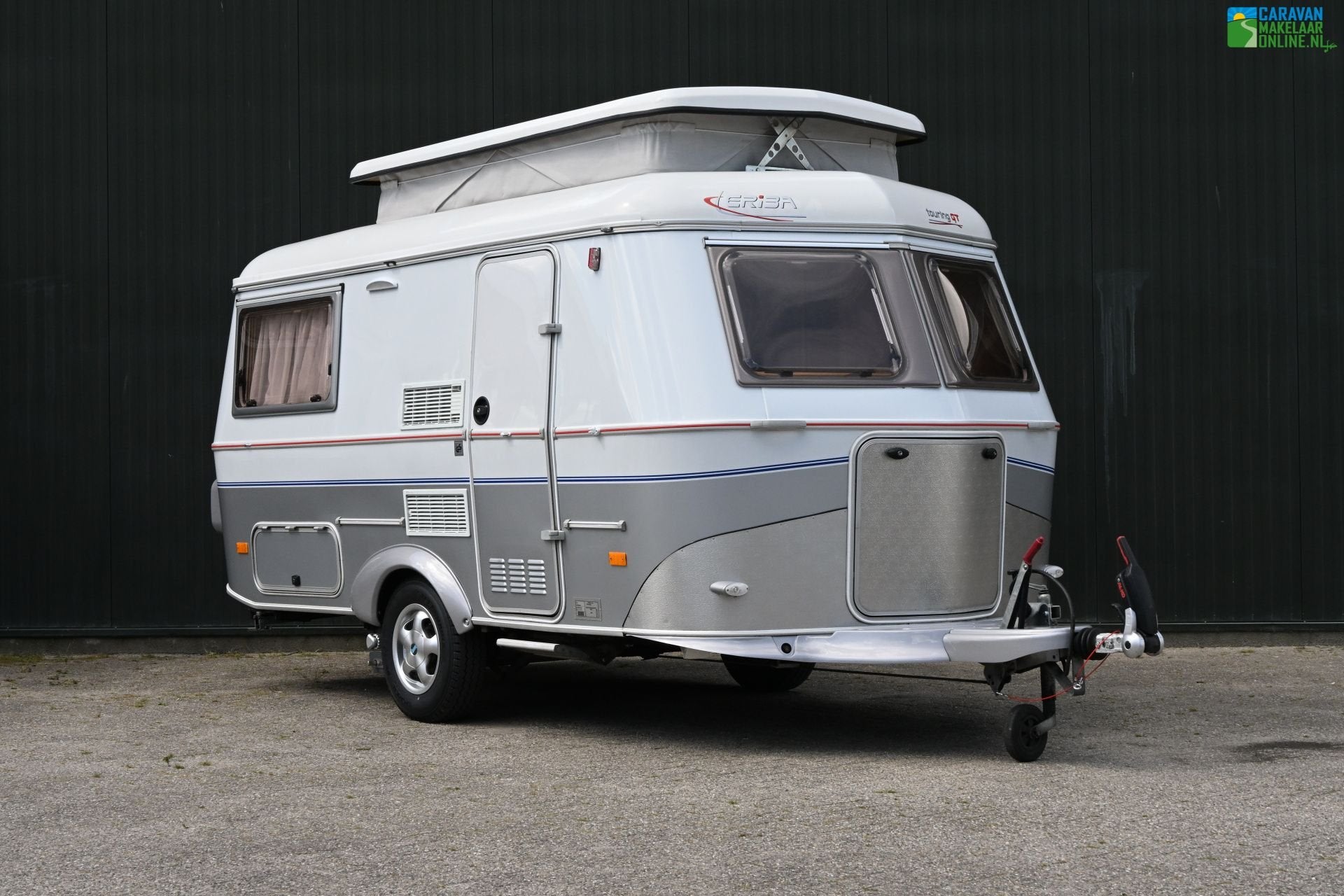 Eriba Touring Triton 420 GT Luifel|Mover|Fietsdrager, Caravans en Kamperen, Caravans, Standaardzit, Bedrijf, 750 - 1000 kg, 4 tot 5 meter