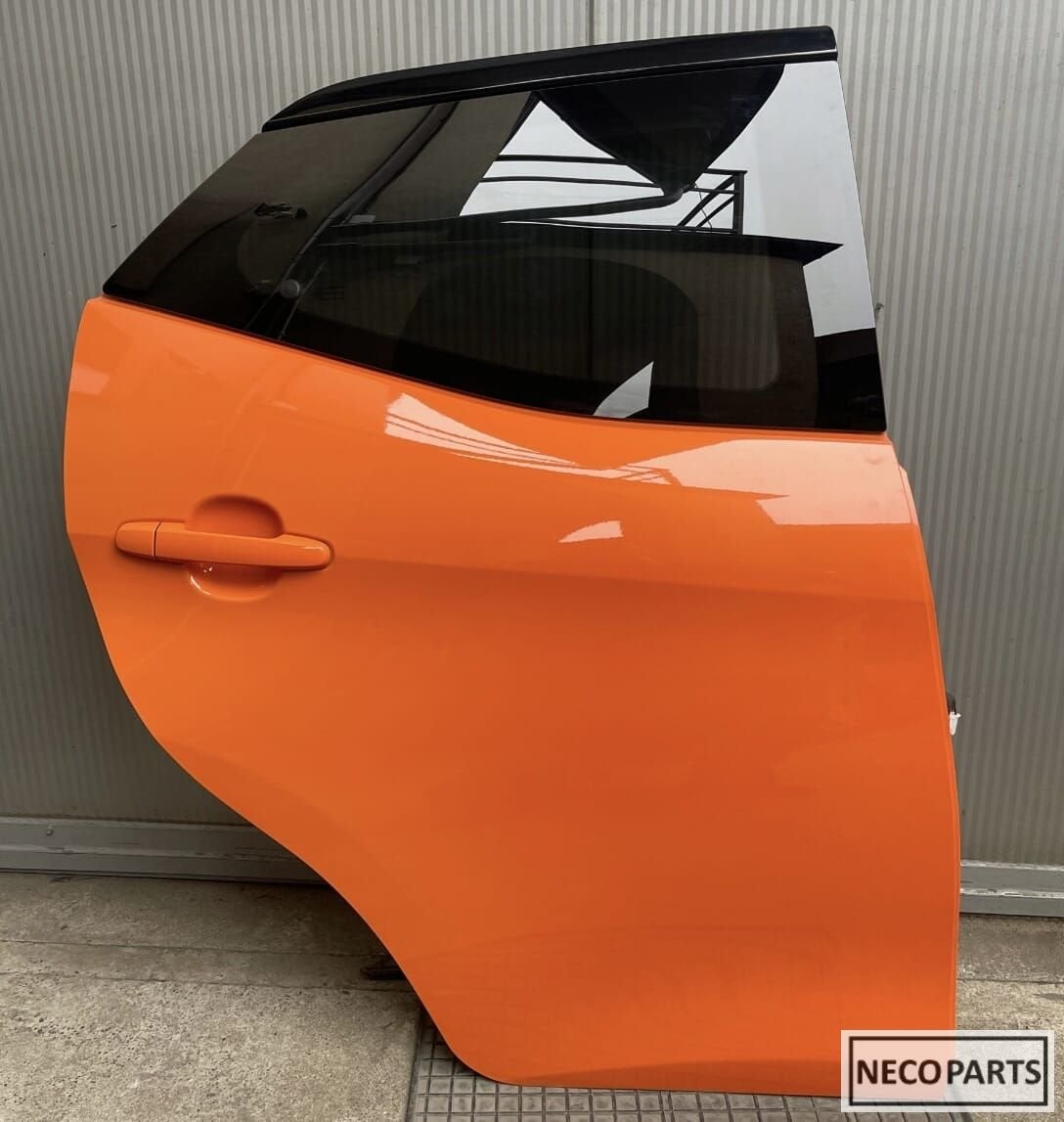 TOYOTA AYGO CITROËN C1 PEUGEOT 108 PORTIER DEUR KLEUR 4Y2, Gebruikt, -, Ophalen of Verzenden, Toyota