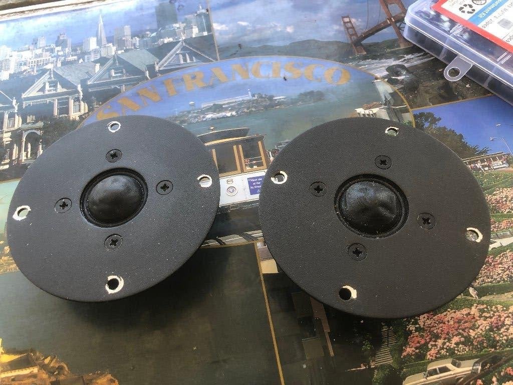 Te Koop: Setje Audax tweeters TW025A1., Audio, Tv en Foto, Overige merken, Overige typen, Ophalen of Verzenden, Zo goed als nieuw