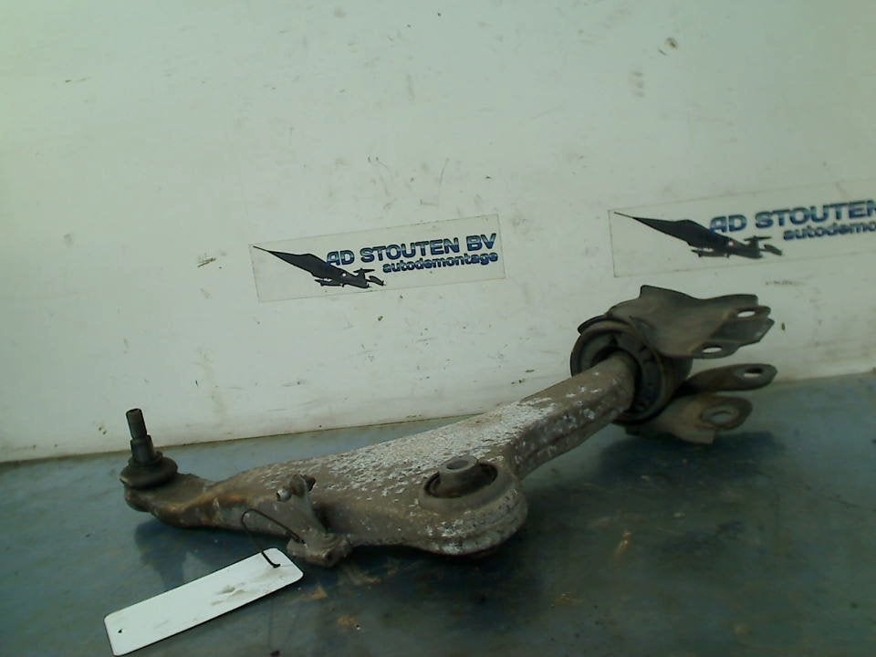 Draagarm Rechts Voor Volvo V60 I (FW/GW) (2015-03/2018-05), Gebruikt, Siegburger Straße 229, Köln 50679, , Duitsland, Info@volvocars.com