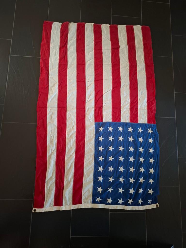 Mooie originele 48 Star US vlag van katoen. (Vlag1), Verzamelen, Ophalen of Verzenden, Amerika, Kleding of Schoenen