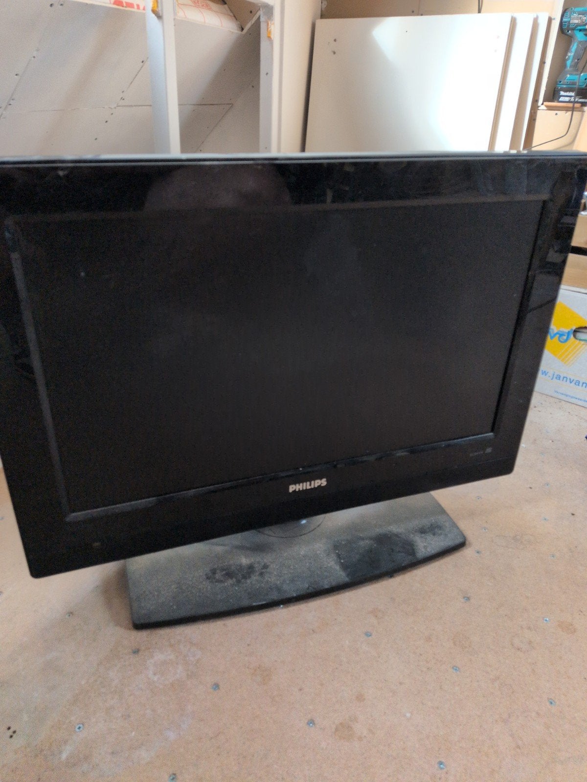 Philips LCD TV - Compact en functioneel, Ophalen, Philips, Gebruikt, 50 Hz
