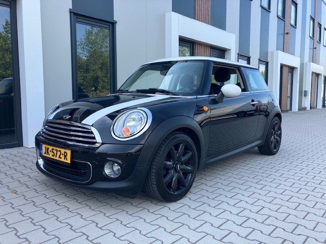 Mini 1.6 ONE 2013 Zwart, Voorwielaandrijving, Stof, 4 cilinders, 4 stoelen