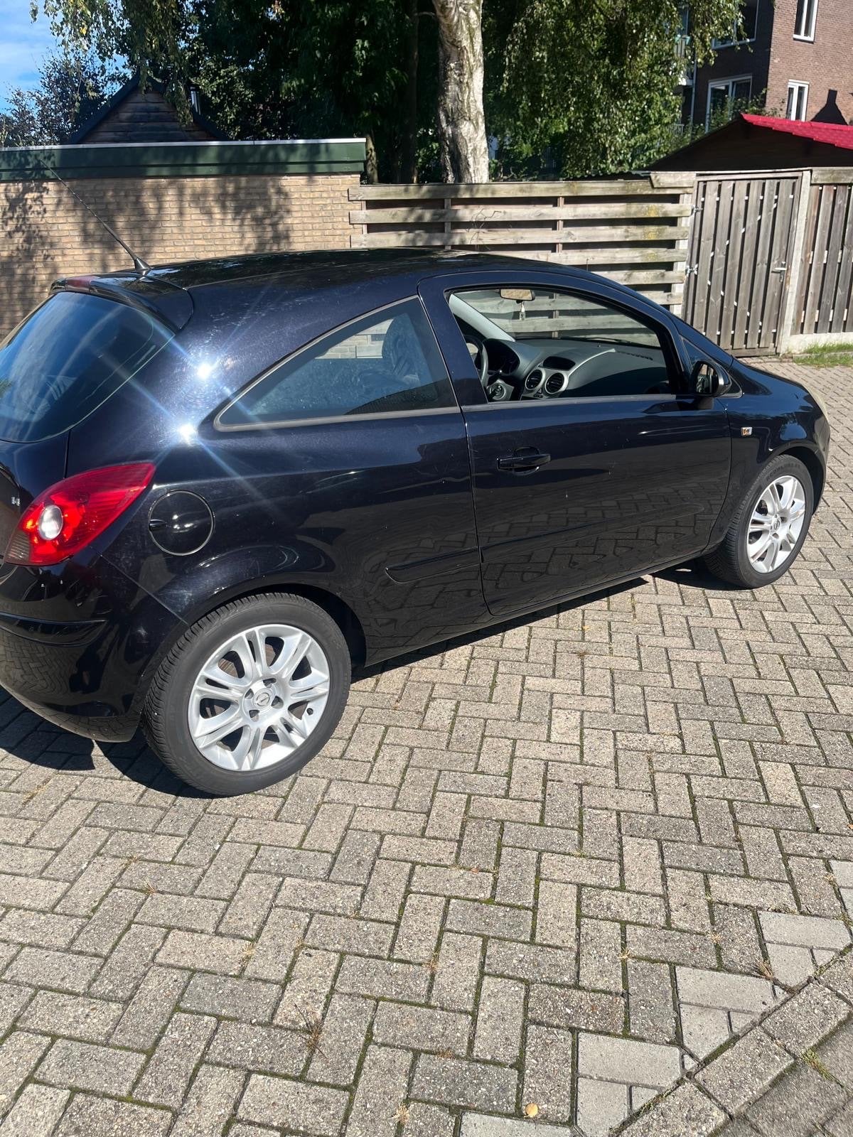 Opel Corsa 2007 Zwart, Zwart, 1364 cc, Particulier, Corsa