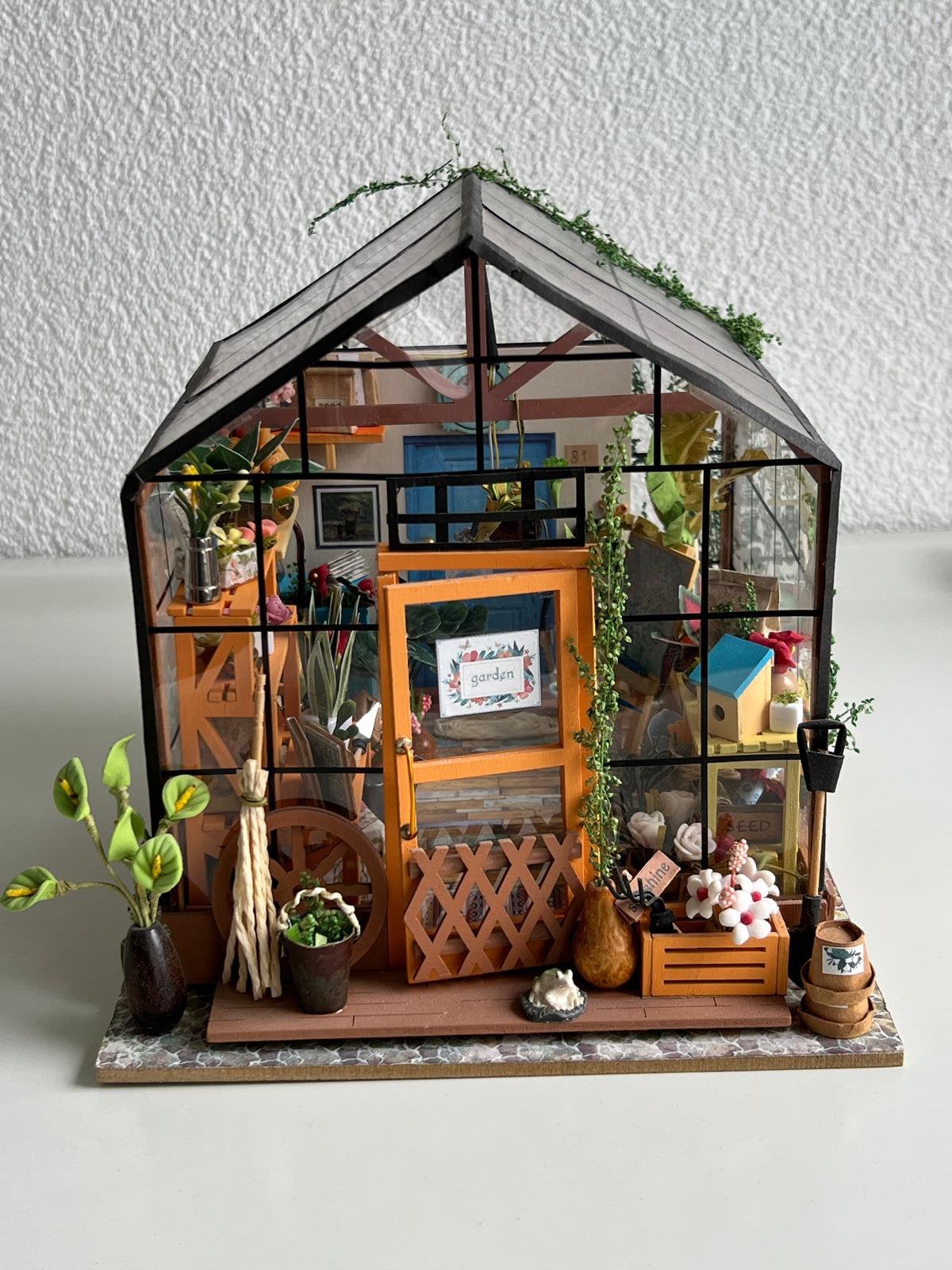 Tuinkastje met verlichting, Ophalen of Verzenden, Zo goed als nieuw