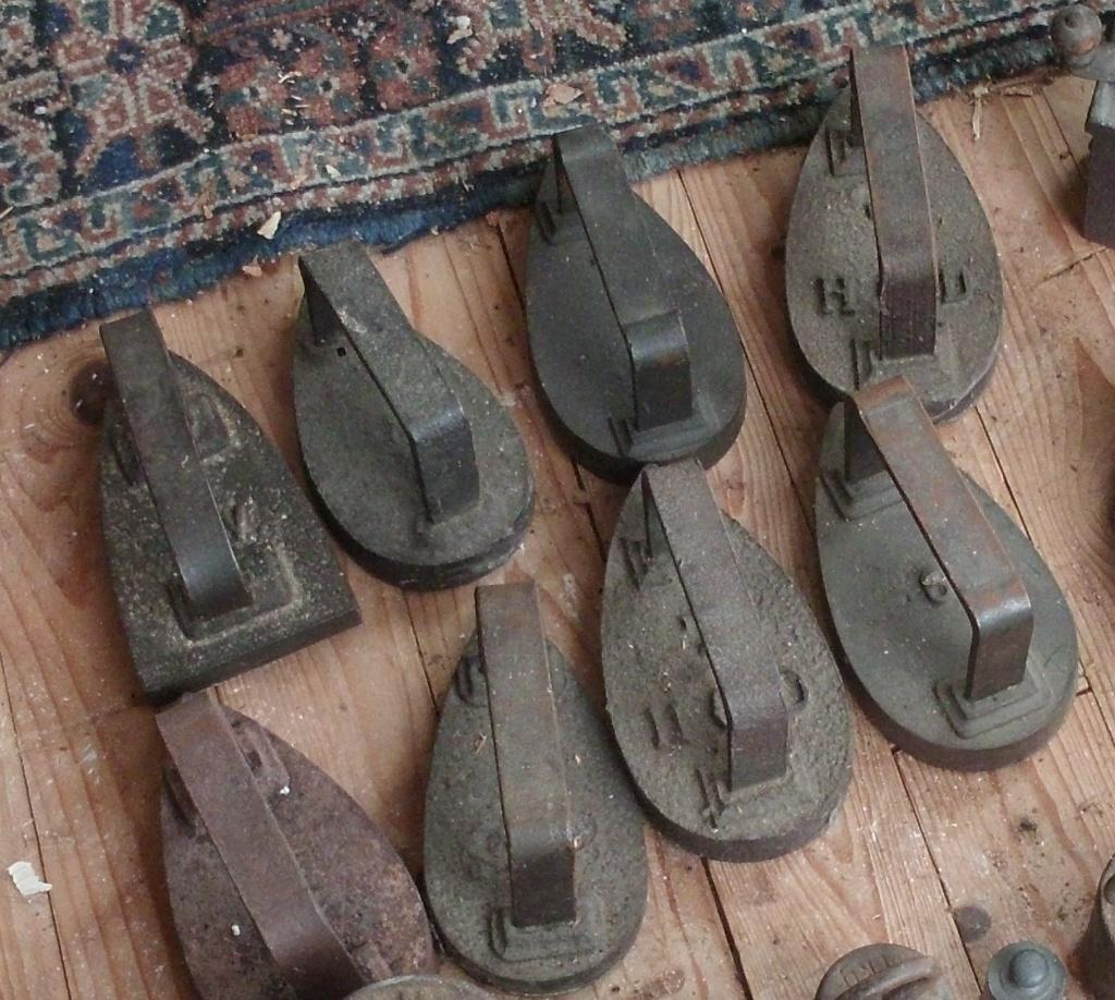 8 strijkbouten 1940 eeuw, Ophalen