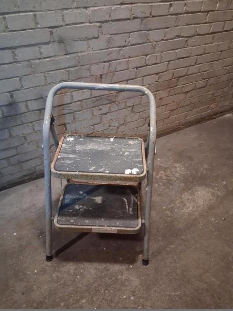 Te koop, huishoud Trap/ladder., Doe-het-zelf en Verbouw, Ladders en Trappen, Ophalen