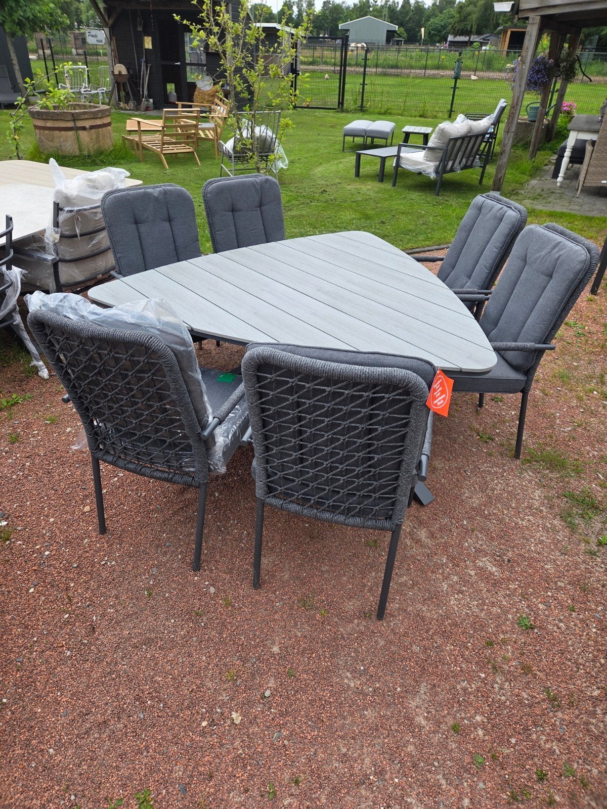 GARDEN IMPRESSIONS SET MET 6 STAPELBARE STOELEN, Ophalen, Nieuw