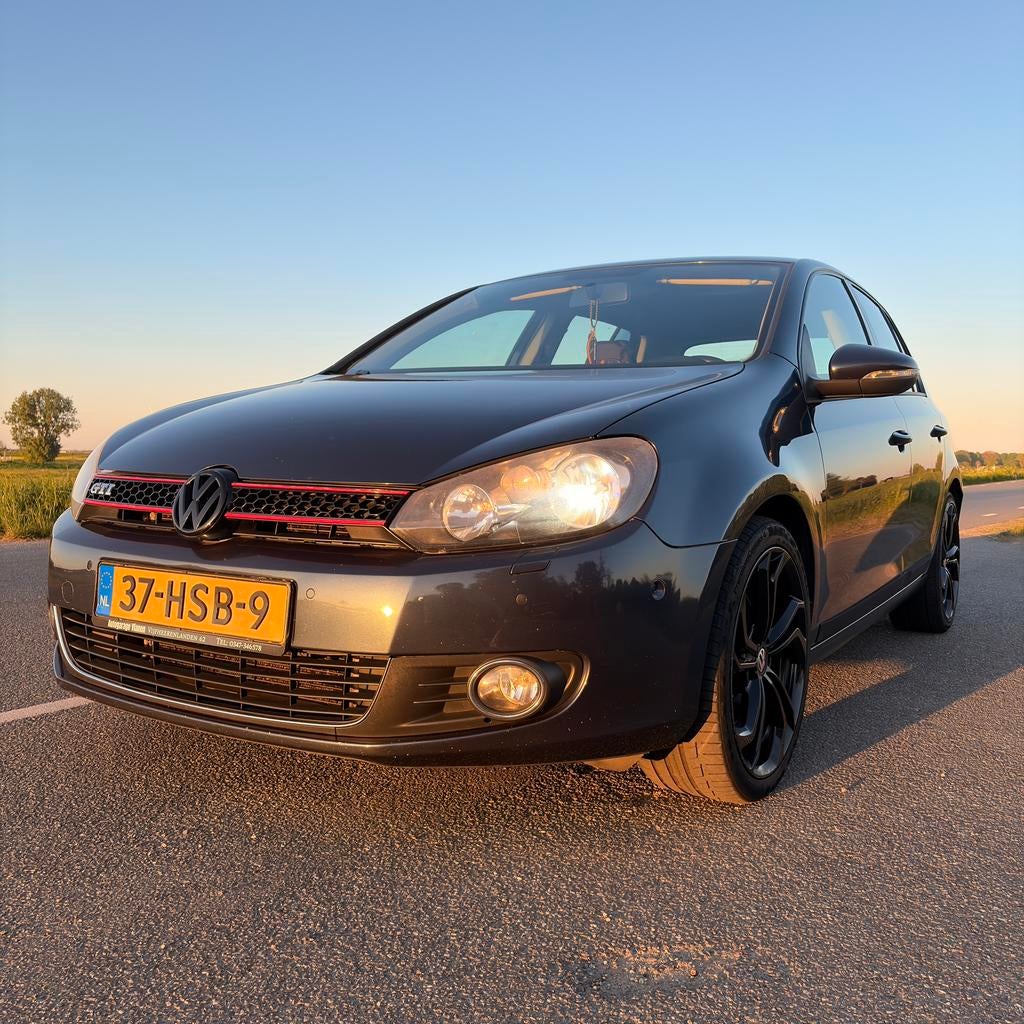 Volkswagen Golf 1.4 TSI GTI uitvoering NIEUWE BLOK, Auto's, Volkswagen, 4 cilinders, Origineel Nederlands, 75 €/maand, Hatchback