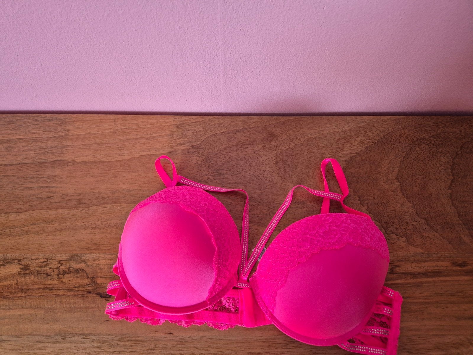 Nieuwe roze BH - Maat 85D, Kleding | Dames, Censored, Ophalen of Verzenden, Roze, BH