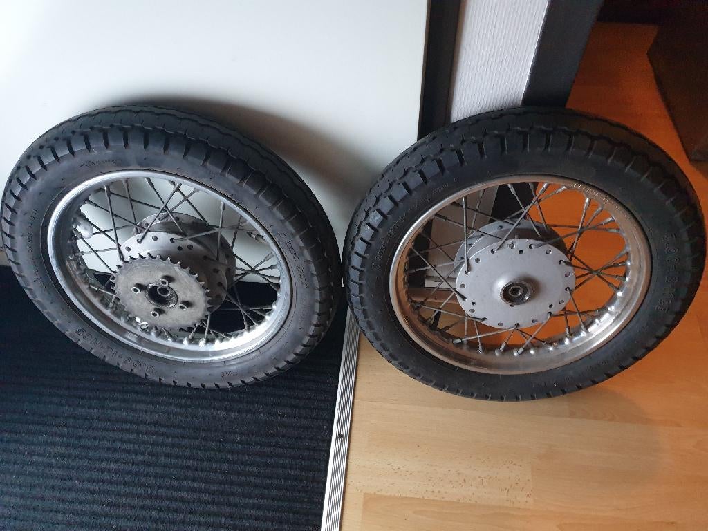 Tomos set stervelgen, en set spaakvelgen met nieuwe banden, Ophalen, Gebruikt, Overige typen, Tomos