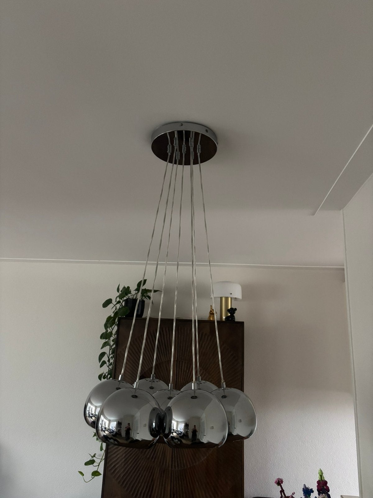 Prachtige luxe design hanglamp met 7 chromen bollen., Huis en Inrichting, Lampen | Hanglampen, Ophalen, Overige materialen, E27 (groot)