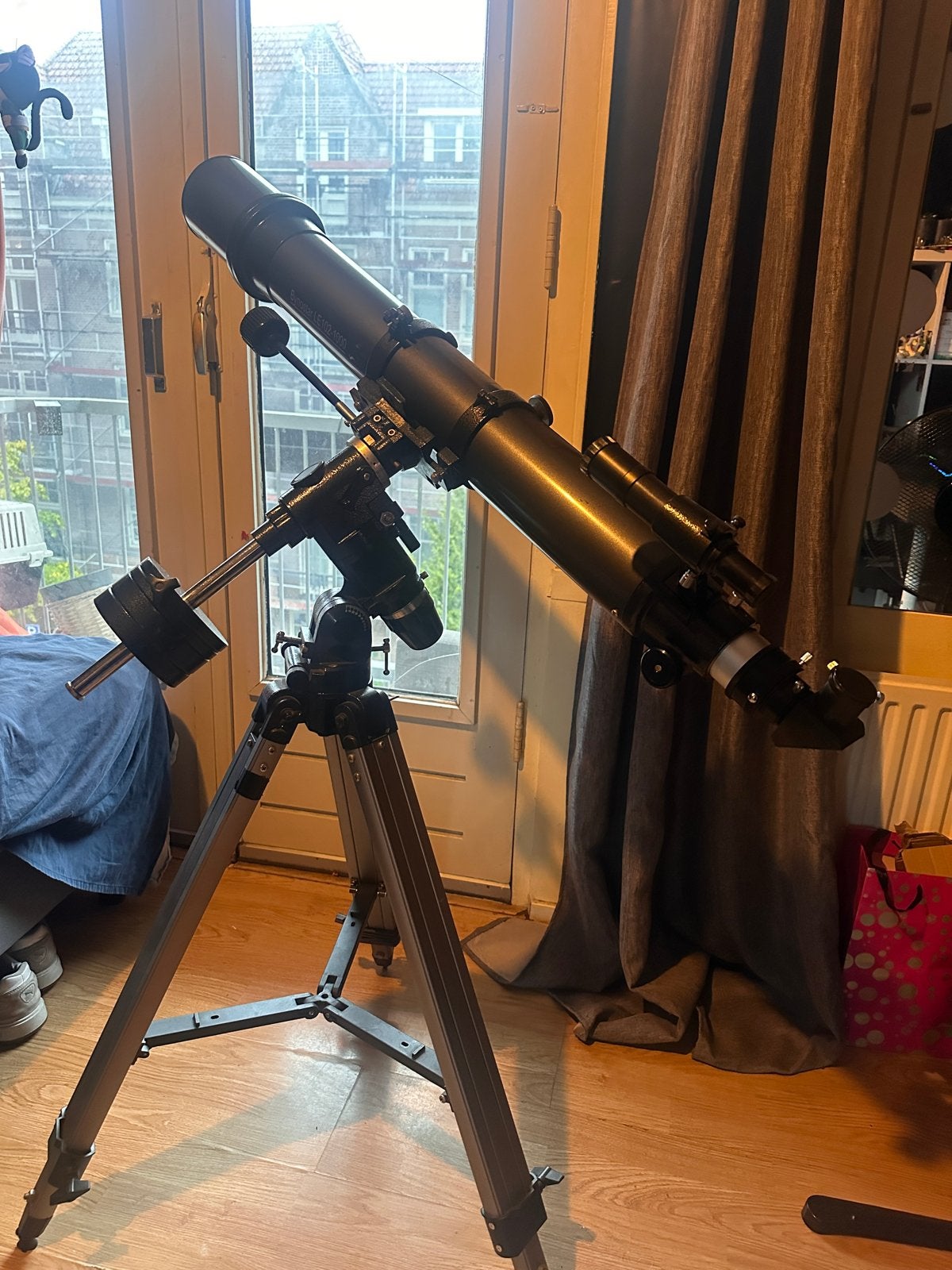 Bynostar LE102-1000 Lenzentelescoop met statief en accessoir, Audio, Tv en Foto, Optische apparatuur | Telescopen, Ophalen, Gebruikt