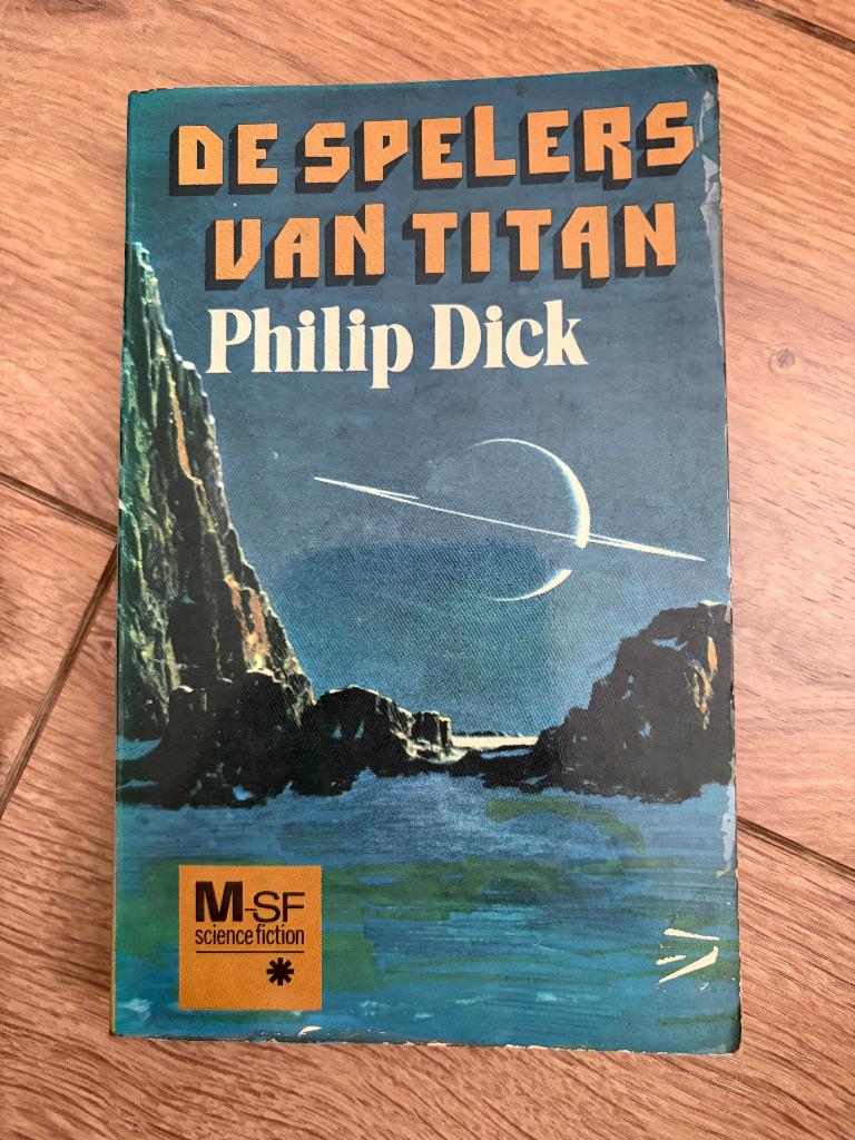 Philip K. Dick - De Spelers van Titan, Ophalen of Verzenden, Gelezen, Philip K. Dick