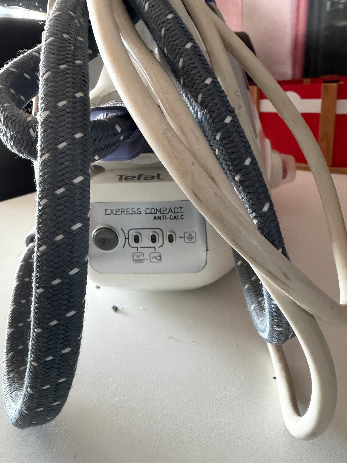 Strijkplank met Tefal Express  Stoomgenerator Strijkijzer, Ophalen, Gebruikt, Strijkijzer met snoer