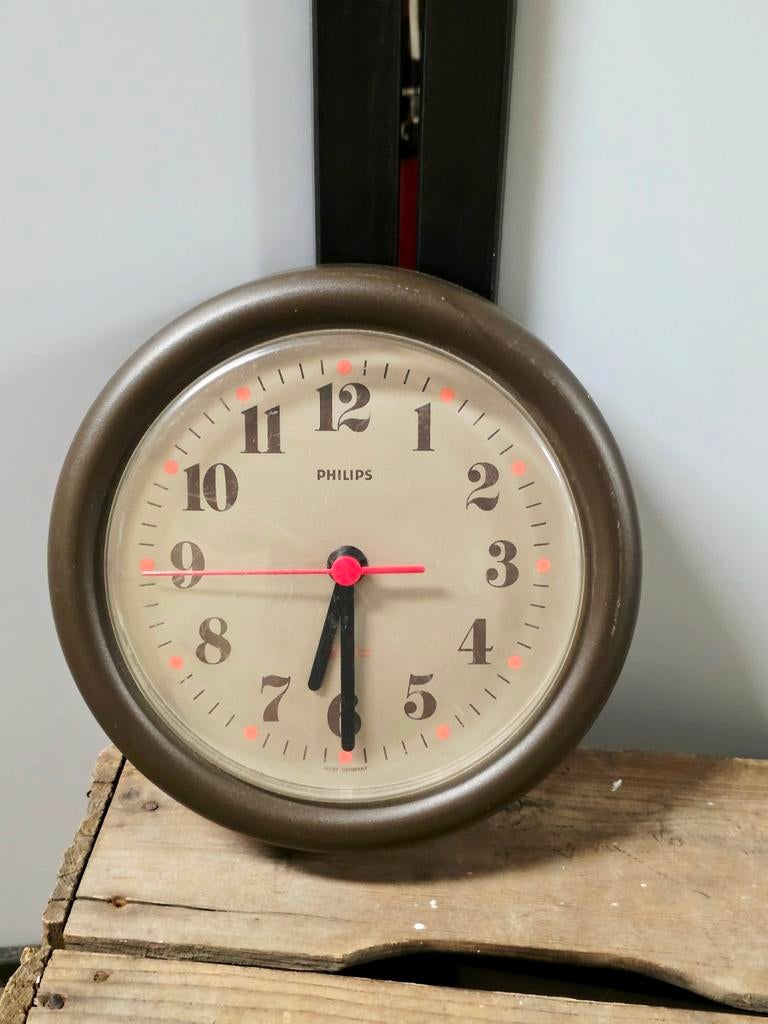 9865:Vintage Philips HR5476 Wall Clock -West Germany, Ophalen of Verzenden