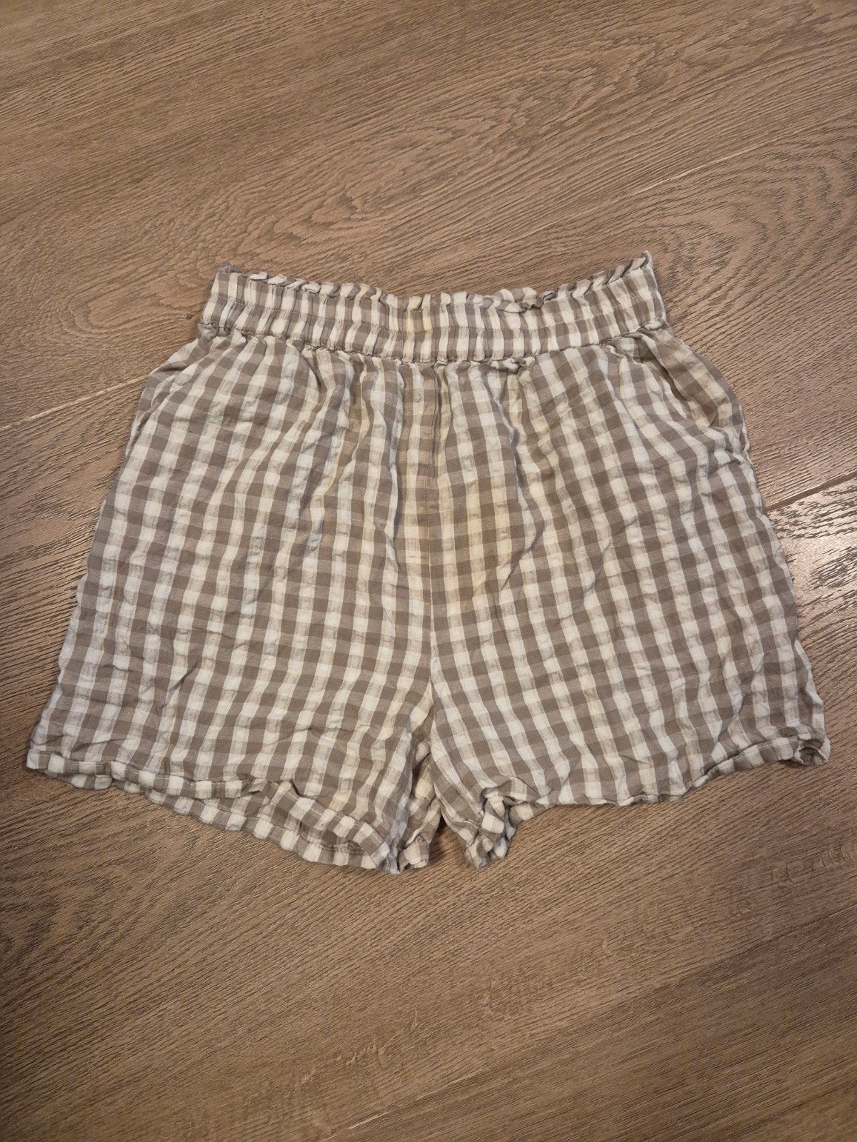 Kort broekje maat 38, Kleding | Dames, Maat 38/40 (M), Kort, Beige, Ophalen of Verzenden