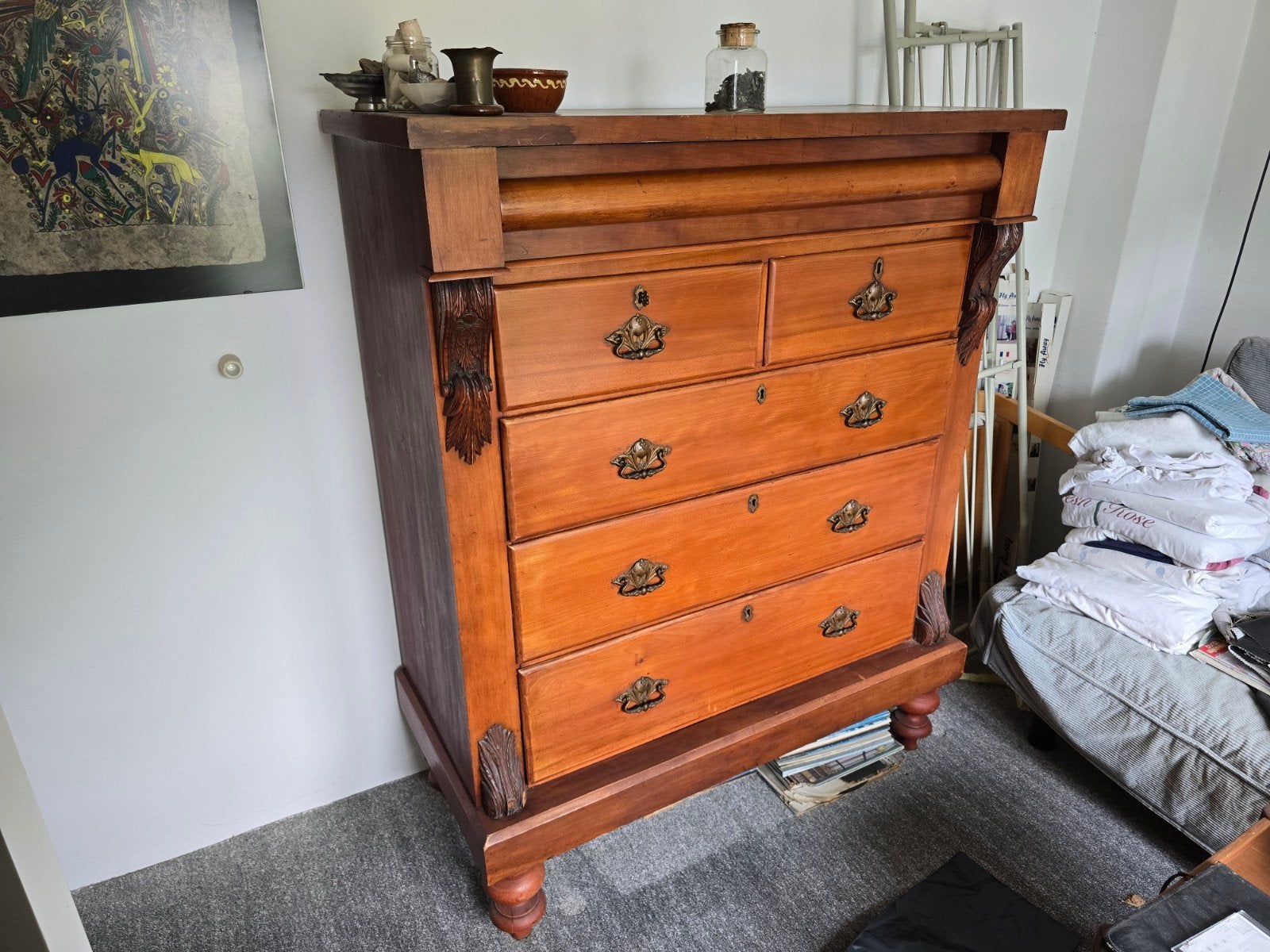 Oude mahoniehouten kasten. Zit werk aan!, Ophalen
