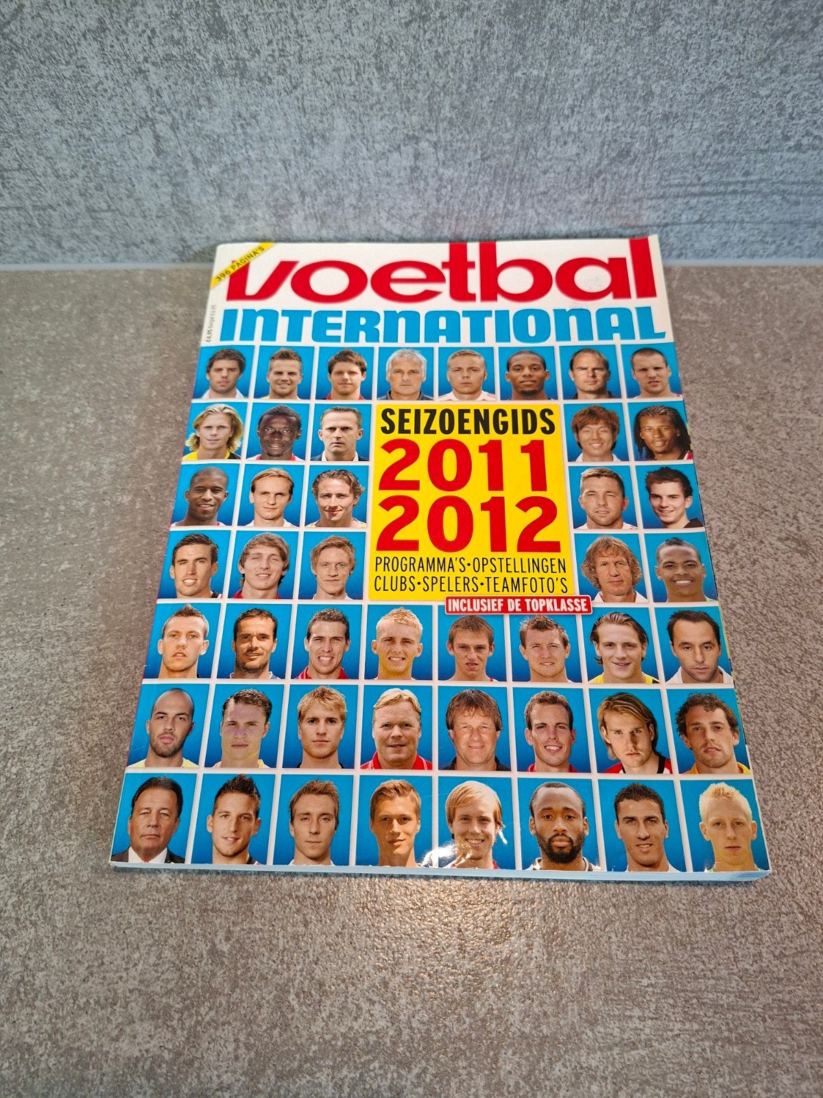 Voetbal International Seizoengids 2011-2012, Ophalen of Verzenden, Gelezen, Overige sporten