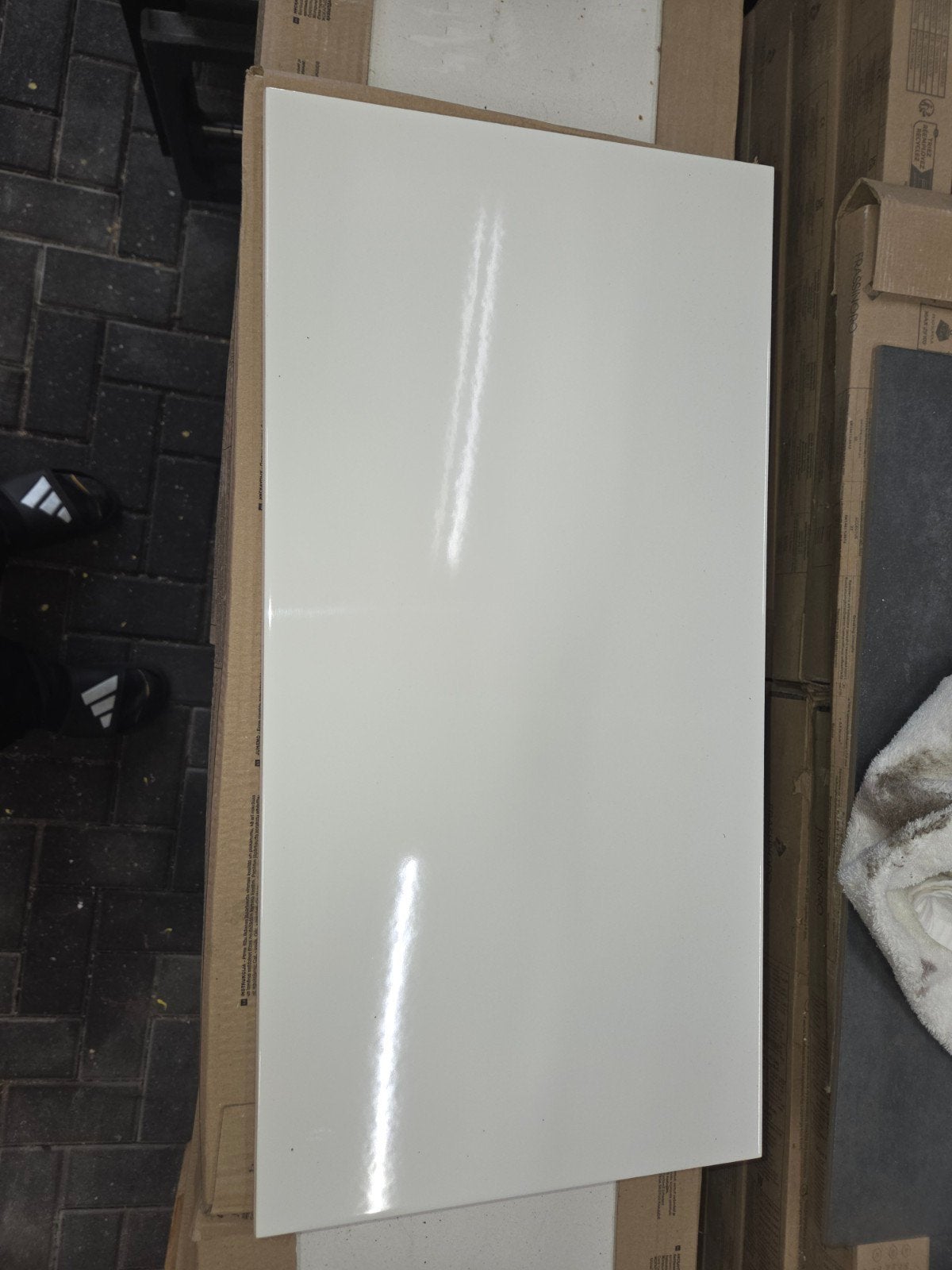 15 pak wandtegels 30x60 cm, 18,9 m2 - Nieuwstaat, Ophalen, 40 tot 60 cm, Nieuw, 10 m² of meer