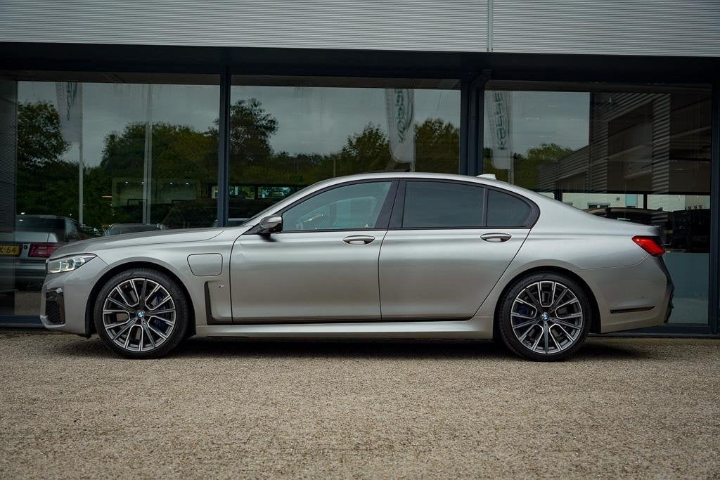 BMW 7-serie 745e High Executive / M-Sport / Schuifdak / Mass, Achterwielaandrijving, Gebruikt, 394 pk, Bedrijf