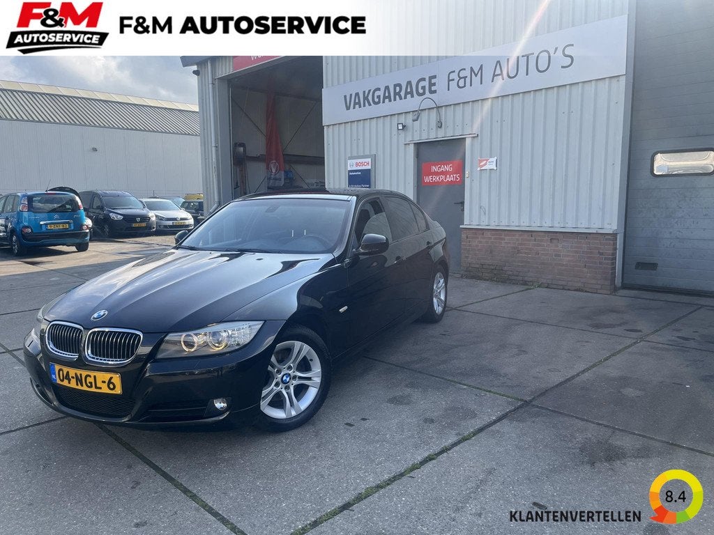 BMW 3-serie 318i Business Line, Auto's, BMW, Euro 5, Achterwielaandrijving, Zwart, Handgeschakeld