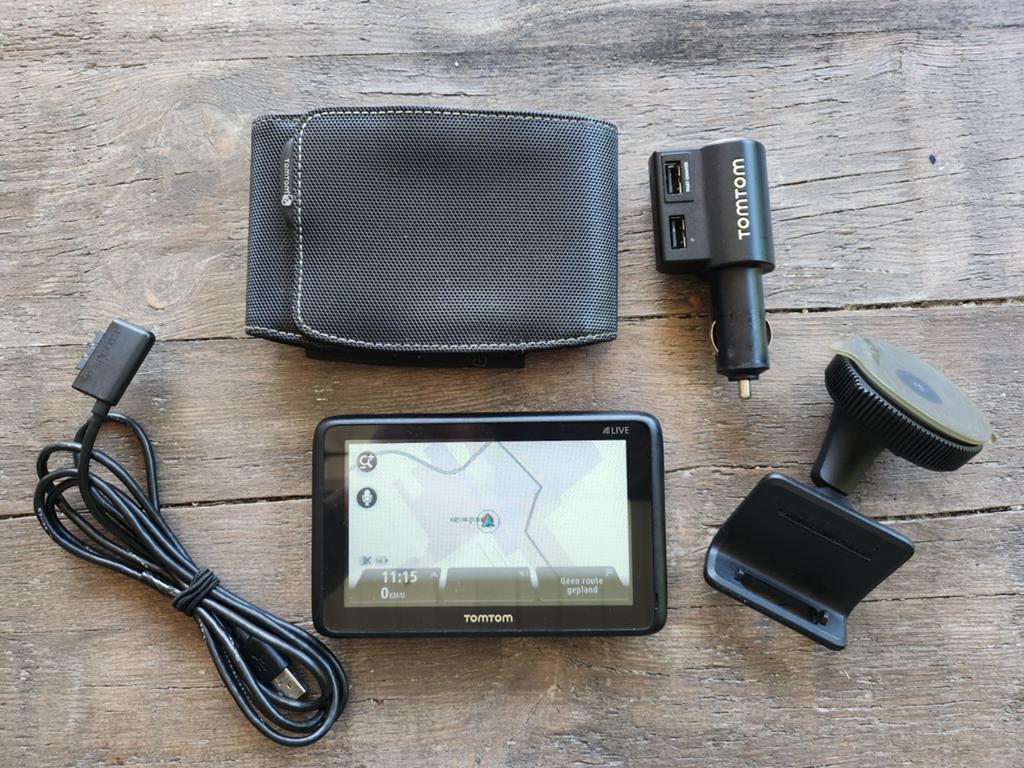 TomTom XL Live navigatie met complete accessoireset, Auto diversen, Autonavigatie, Ophalen of Verzenden, Gebruikt