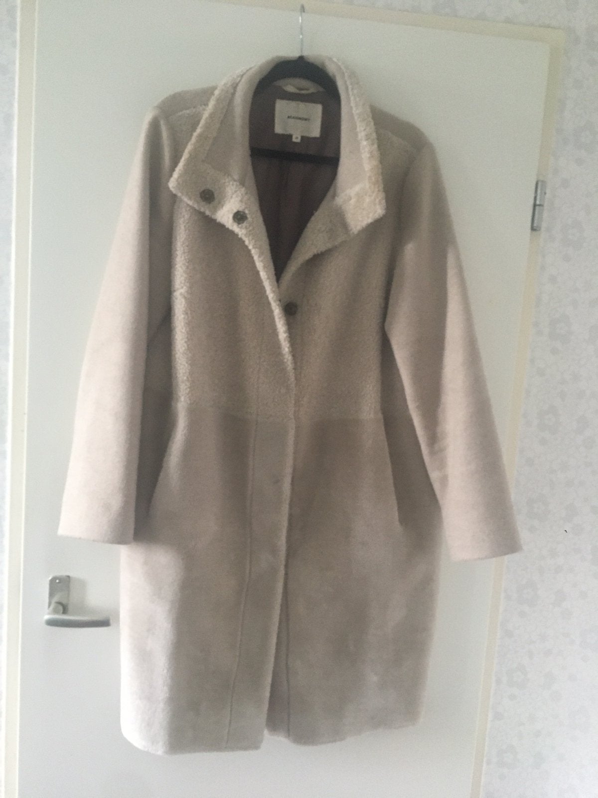 Nieuwe winter jas merk Beaumont maat 44, Kleding | Dames, Ophalen of Verzenden, Zo goed als nieuw, Maat 42/44 (L)