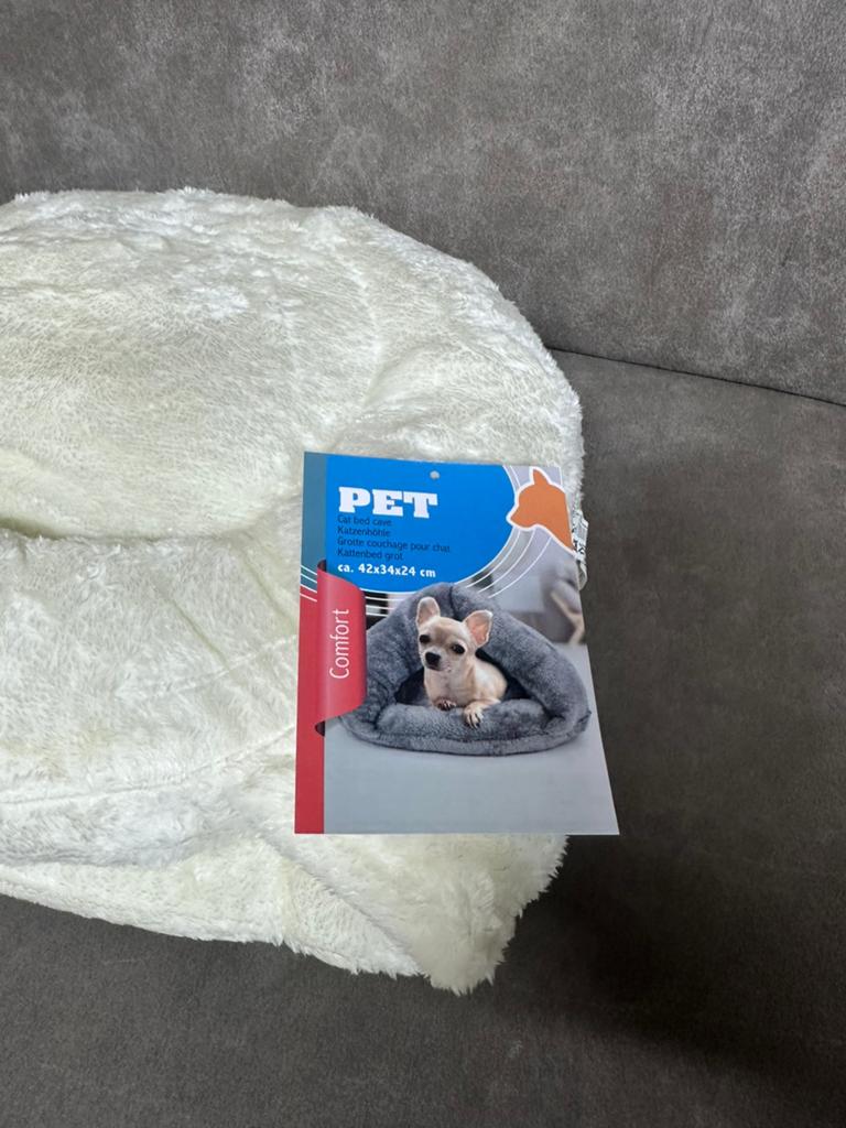 Kattenbed, Ophalen of Verzenden, Zo goed als nieuw