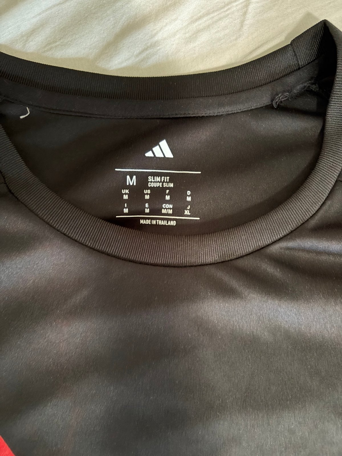 Adidas Zwart/Rood Maat M, Maat 48/50 (M), Zwart, Nieuw, Ophalen of Verzenden
