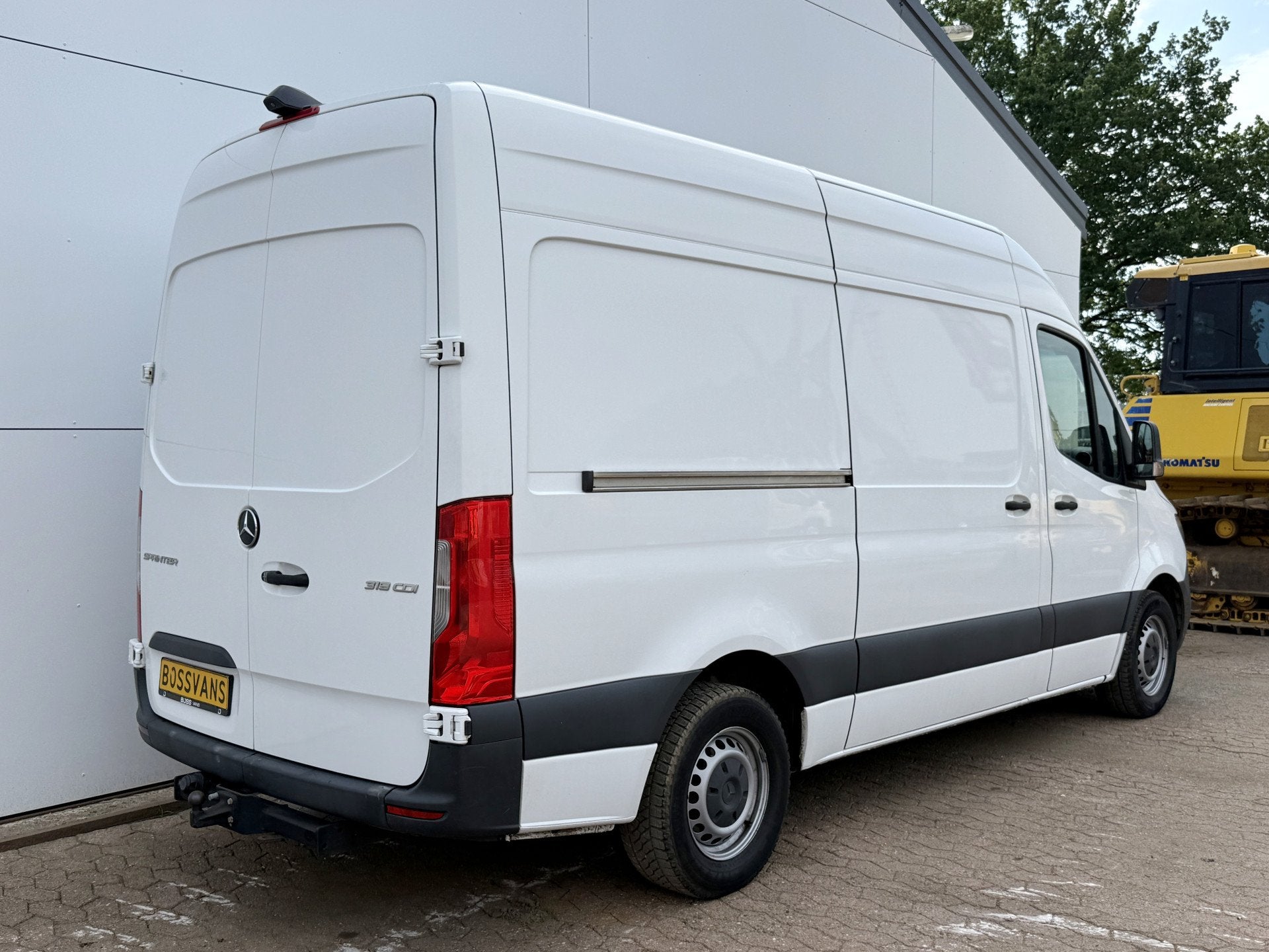 Mercedes-Benz Sprinter 319 3.0 V6 6-cilinder L2H2 10-Inch MB, Auto's, Gebruikt, Zwart, 190 pk, Bedrijf
