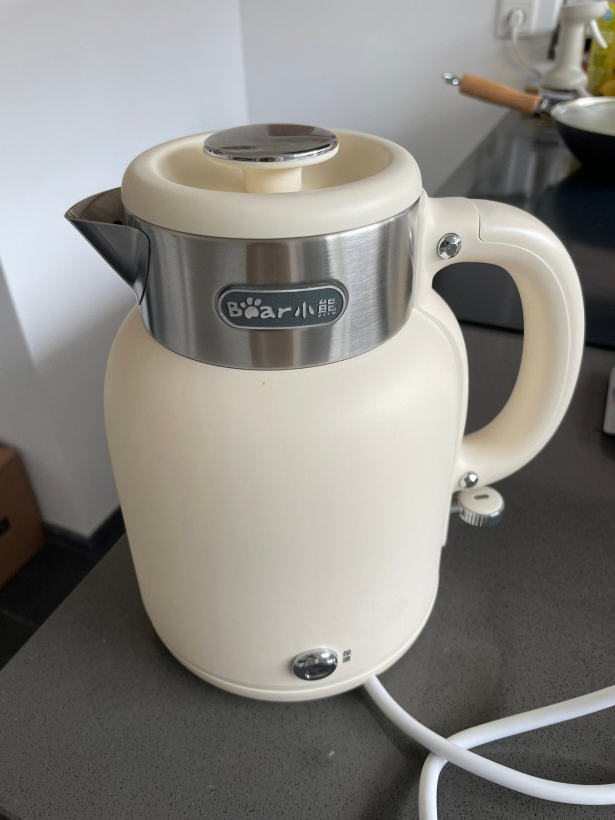 Nieuwe beige retro waterkoker, 1 tot 2 liter, Ophalen, Nieuw
