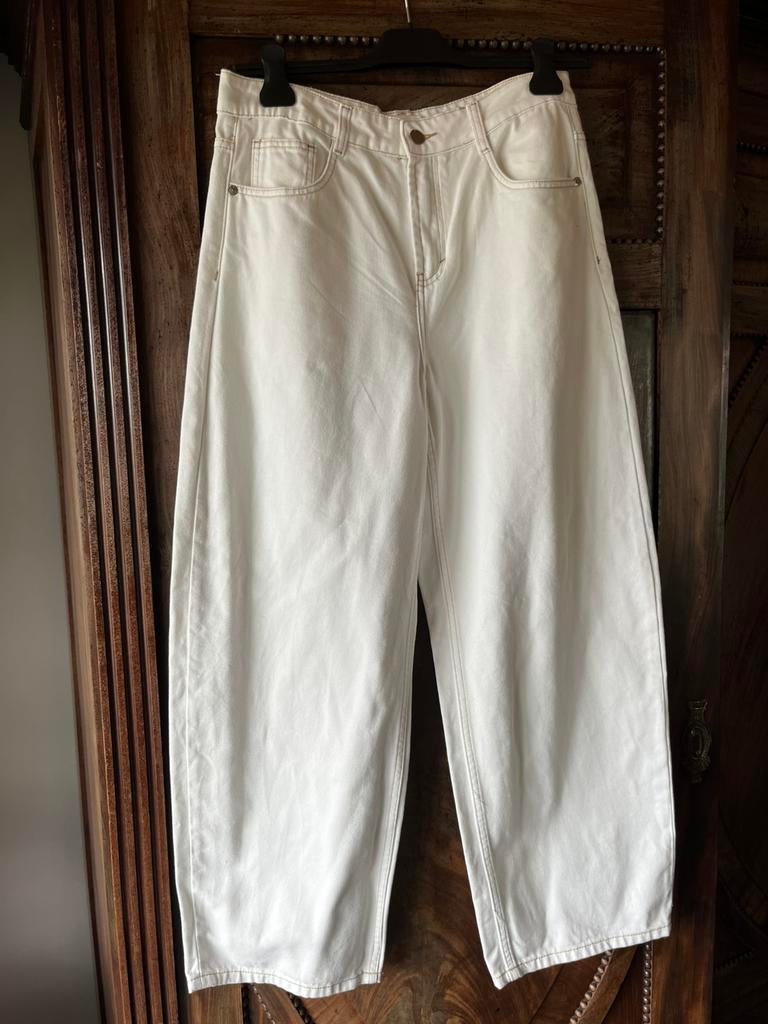 Offwhite spijkerbroek van Shoeby, Kleding | Dames, Verzenden, Zo goed als nieuw, Wit, W30 - W32 (confectie 38/40)