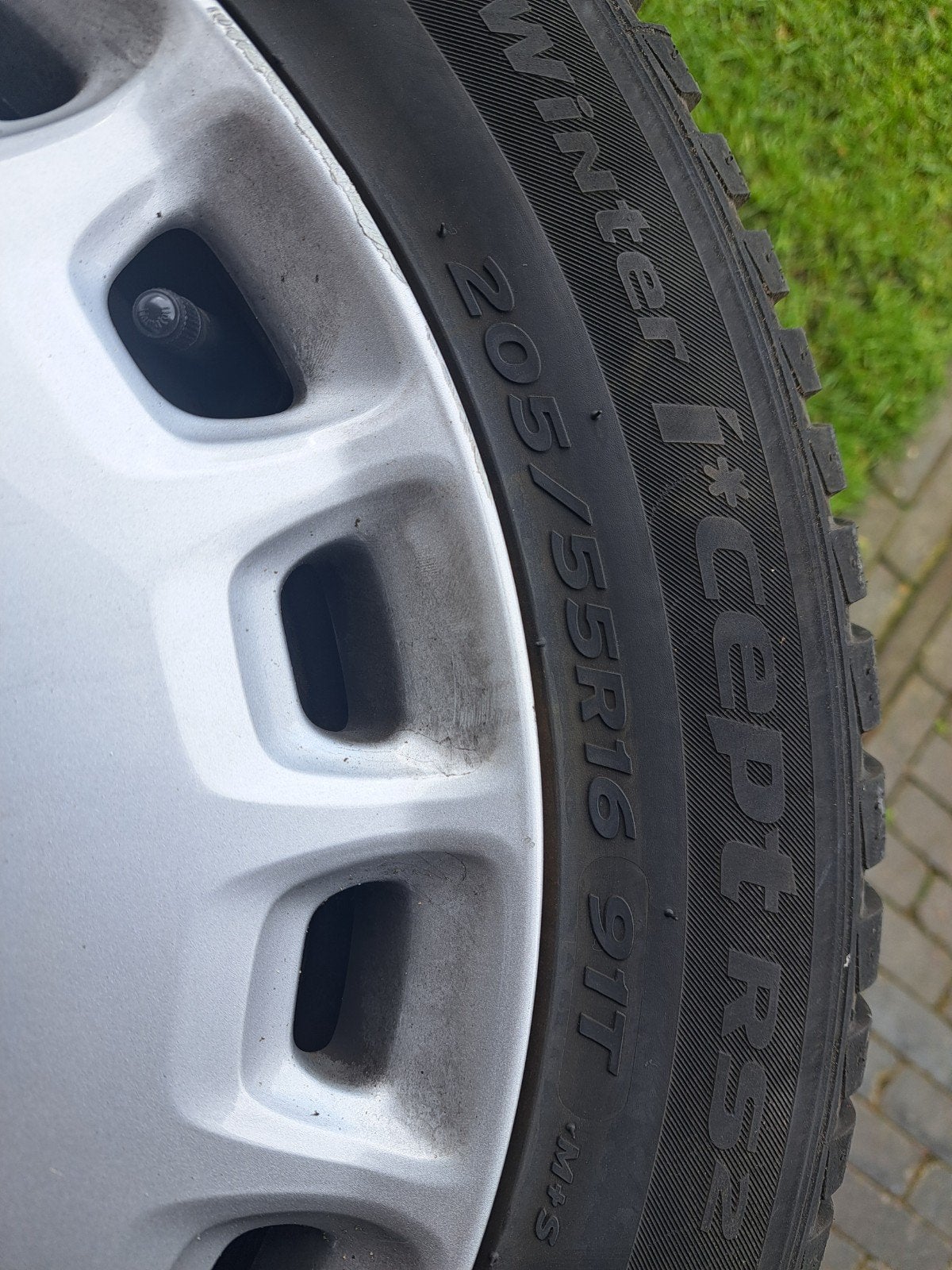 Winterbanden volvo, Ophalen