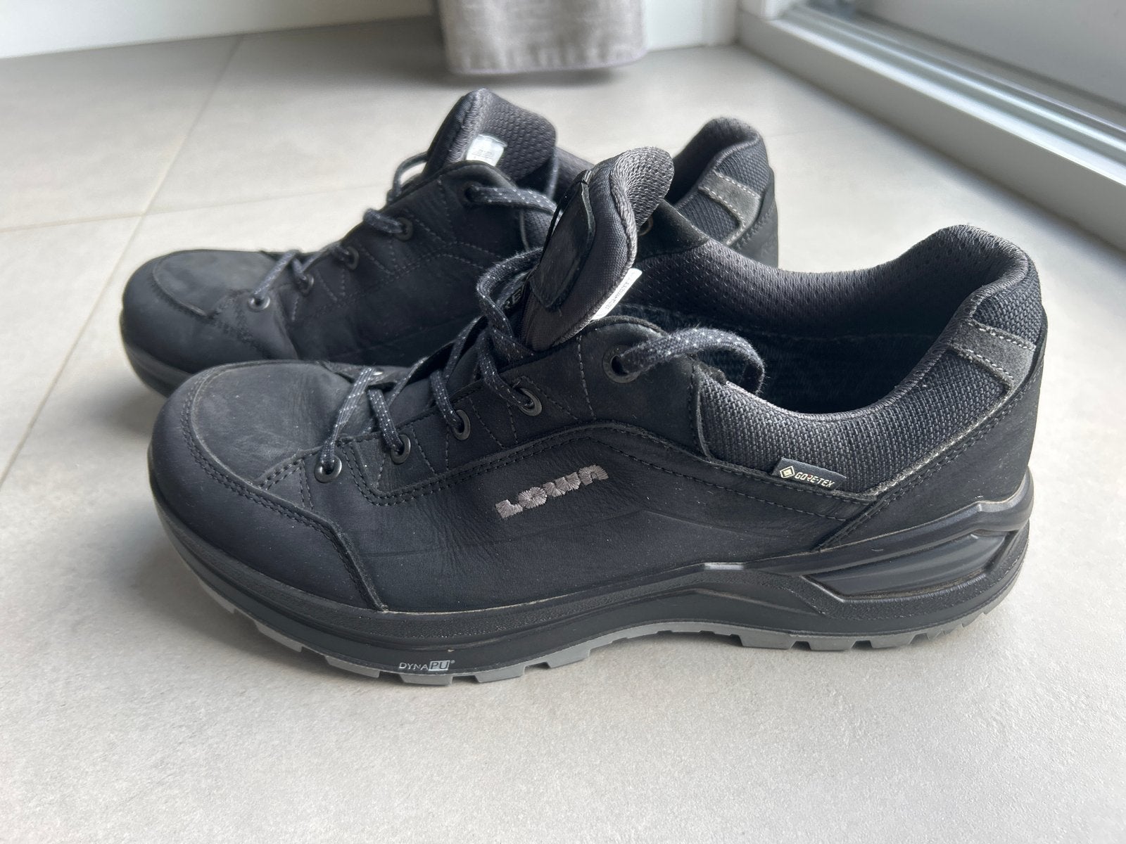 Lowa Renegade Evo GTX Lo wandelschoenen 44,5 - Zwart, Verzenden, Zo goed als nieuw, Schoenen