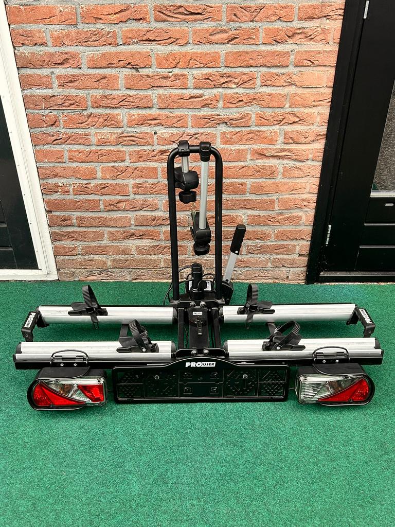 Pro user diamant, kantelbaar, inklapbaar, inclusief draagtas, Auto diversen, Fietsendragers, Ophalen, Zo goed als nieuw, Trekhaakdrager