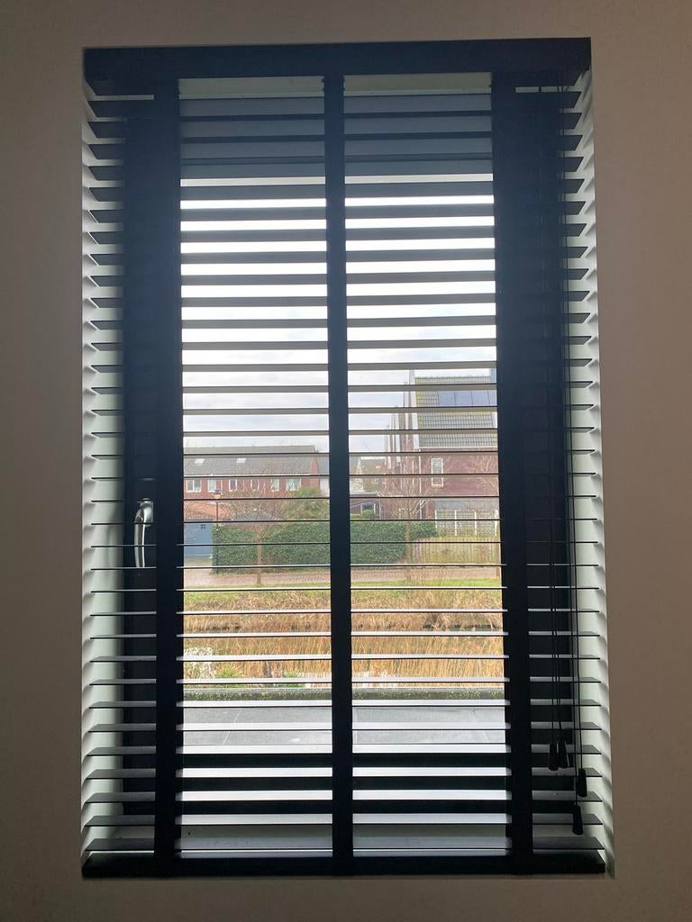 Jaloezieën - zwart - 98 x 157 cm - 1 tot 3 stuks beschikbaar, Ophalen, Zo goed als nieuw, Zwart