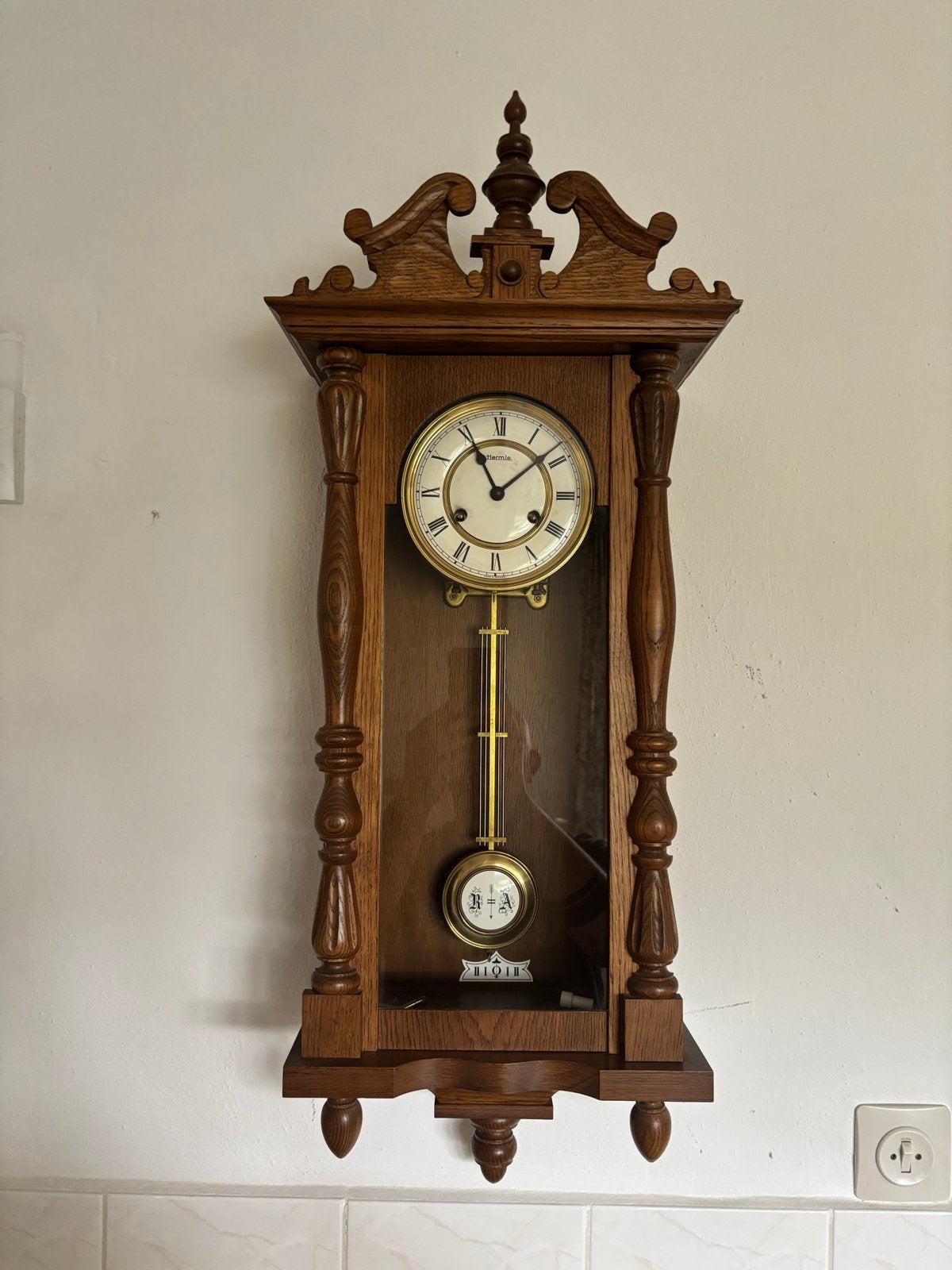 Antieke Hermle Wandklok - Klassiek Design, Antiek en Kunst, Ophalen