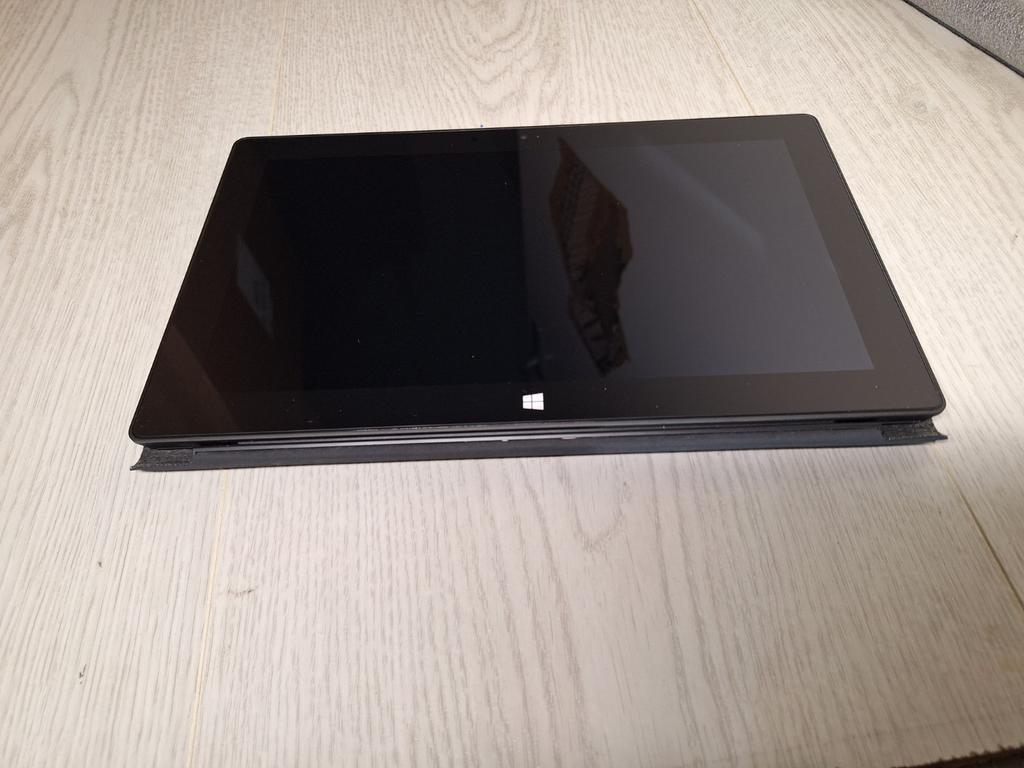 Microsoft Surface RT 32gb Win 8 32gb geheugen, Computers en Software, Windows Tablets, Gebruikt, 32 GB, Surface RT, Wi-Fi