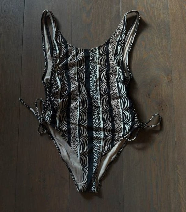 H&M badpak maat 40, Ophalen of Verzenden, Zo goed als nieuw, Zwart, Badpak