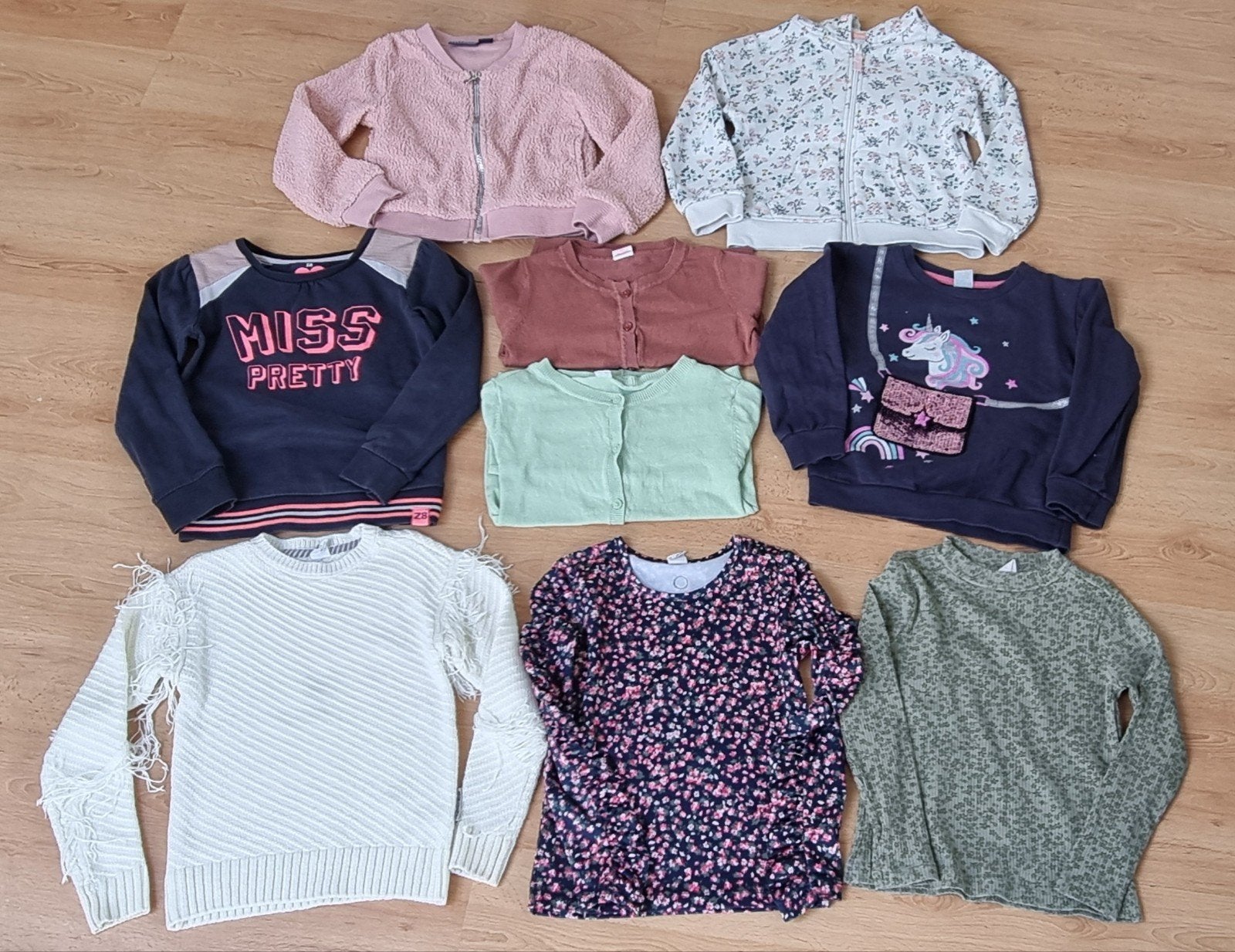 Truien en vestjes maat 110/116, Ophalen of Verzenden, Zo goed als nieuw, Meisje, Trui of Vest
