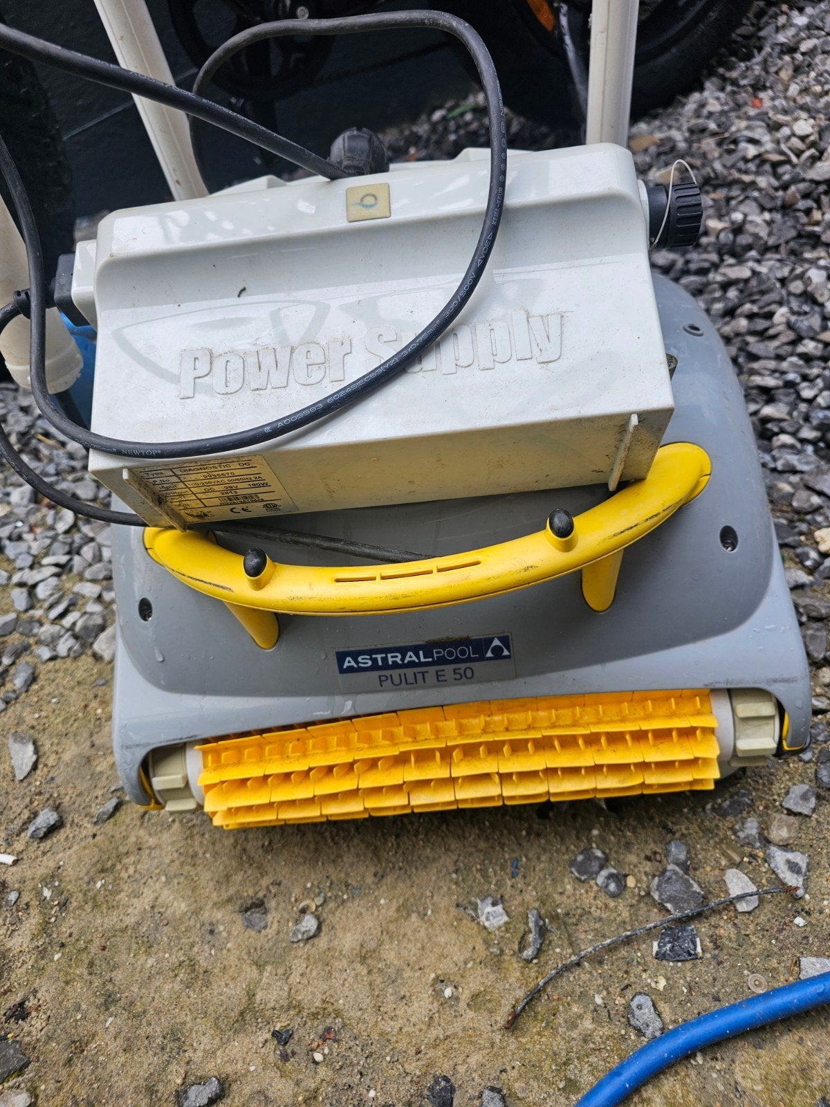 Foto 2 van Zwembadrobot
Ophalen België Beringen limburg
