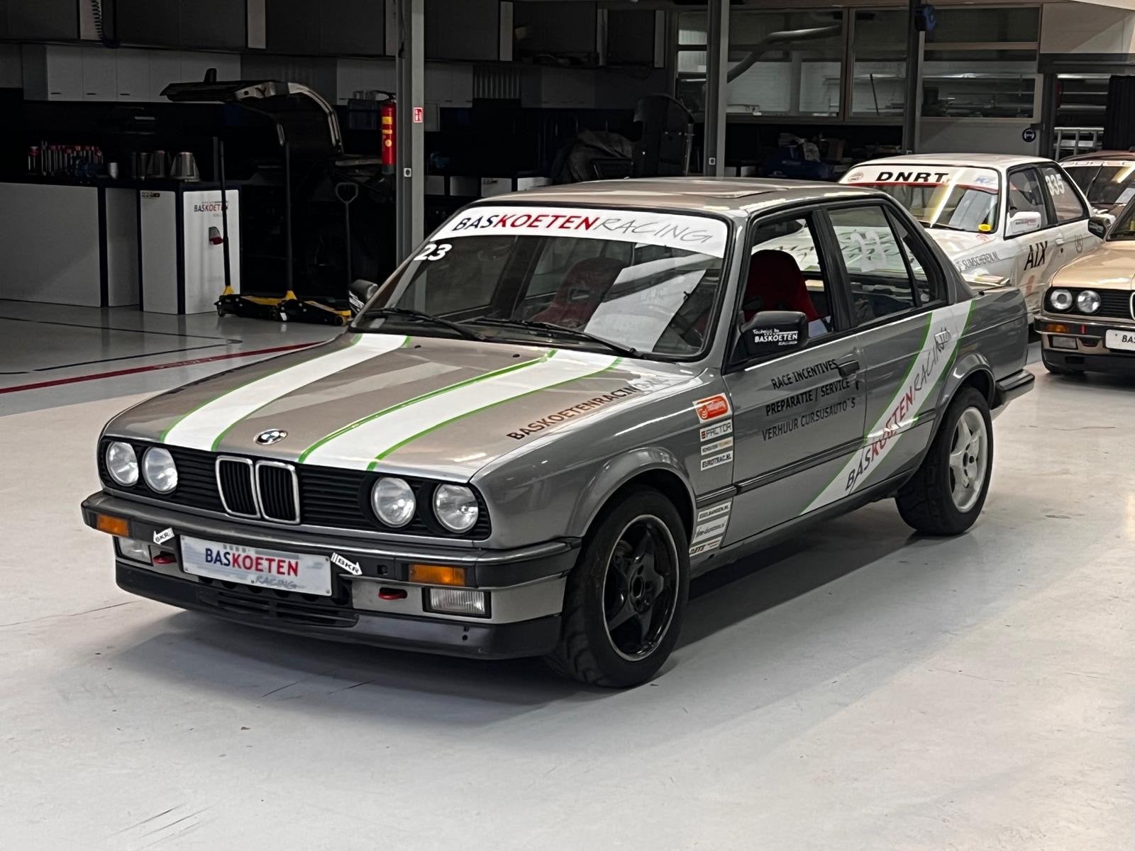 BMW trackday racer E30 325i Type I, Auto's, BMW, Particulier, 3-Serie, Benzine, Sedan, Handgeschakeld, Zilver of Grijs, Ophalen