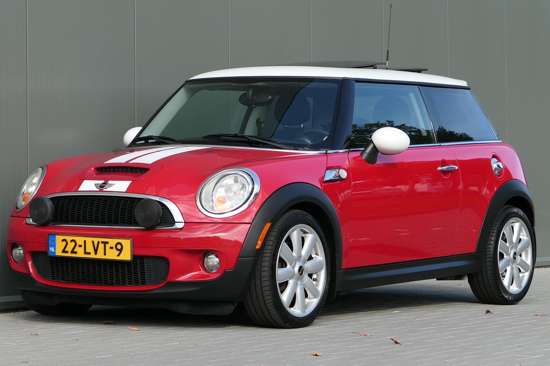 Mini 3-Deurs 1.6 Cooper S Airco Panorama Cruise Leder, Auto's, Gebruikt, Zwart, 4 cilinders, 4 stoelen