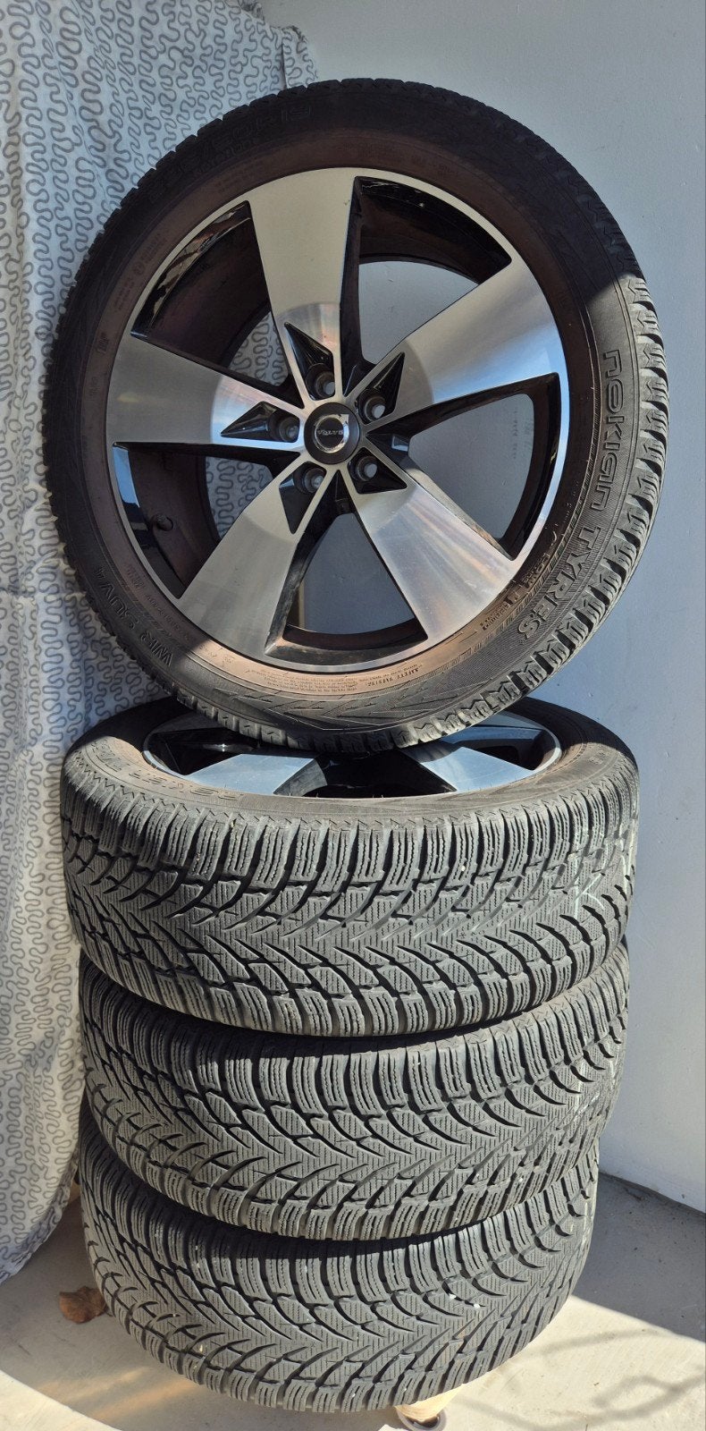 Volvo XC40 velgen met all season banden, Auto-onderdelen, Banden en Velgen, Banden en Velgen, 235 mm, All Season, Ophalen