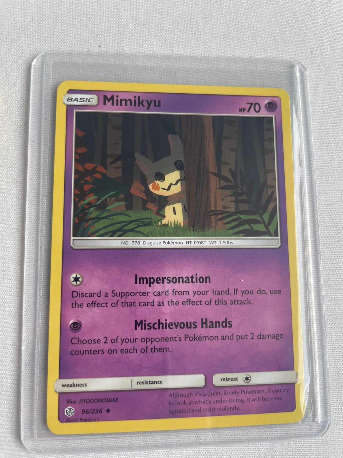 Mimikyu 96/236 pokemon kaart, Ophalen of Verzenden, Zo goed als nieuw, Losse kaart, Foil