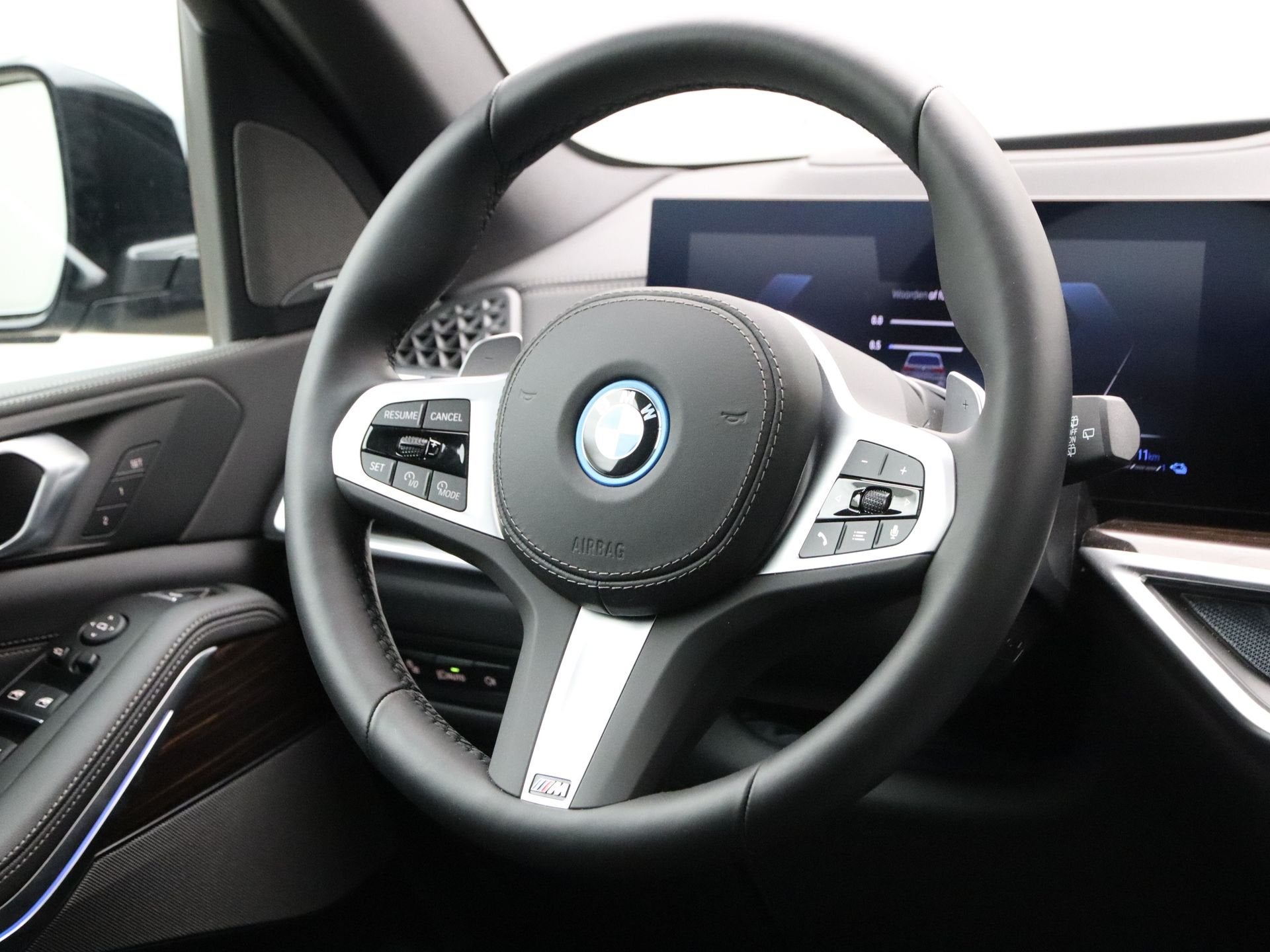BMW X5 xDrive50e (bj 2025, automaat), Auto's, Lichtsensor, Gebruikt, 2395 kg, Met garantie (alle)