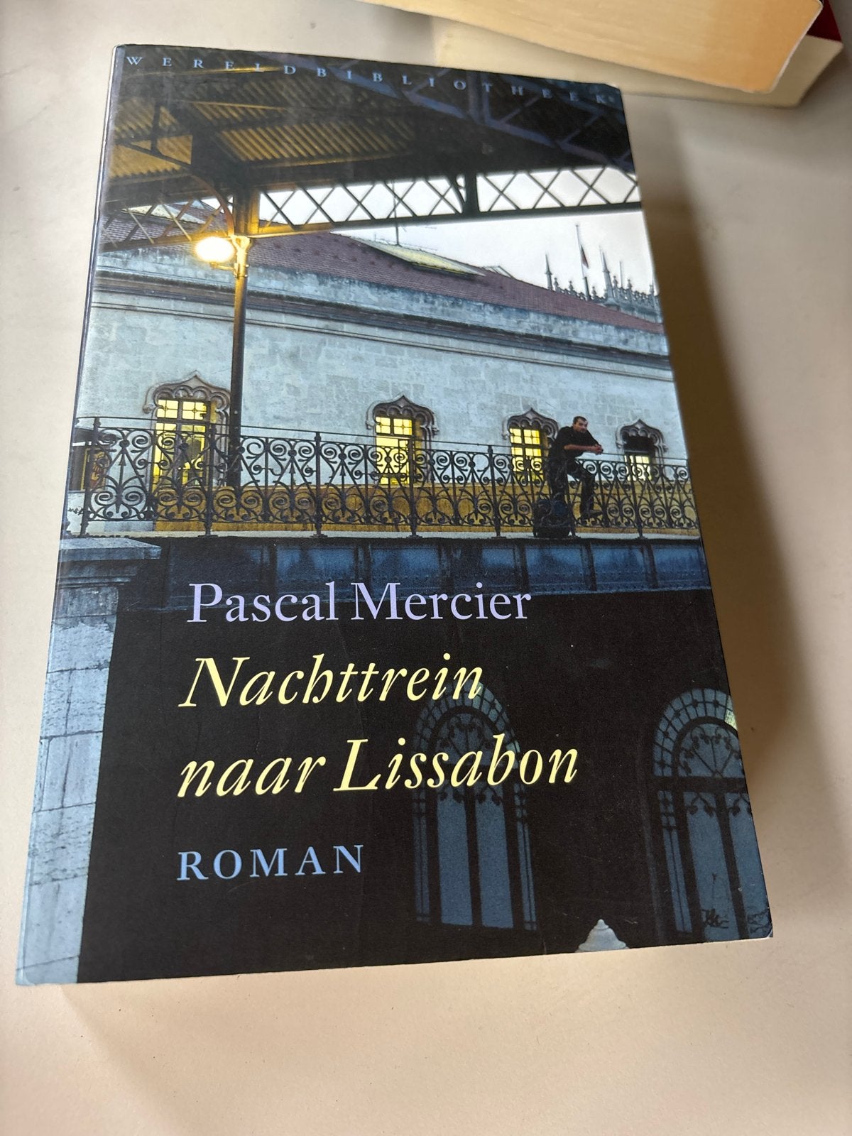 Nachttrein naar Lissabon - Pascal Mercier (Roman), Boeken, Ophalen of Verzenden, Gelezen, Europa overig